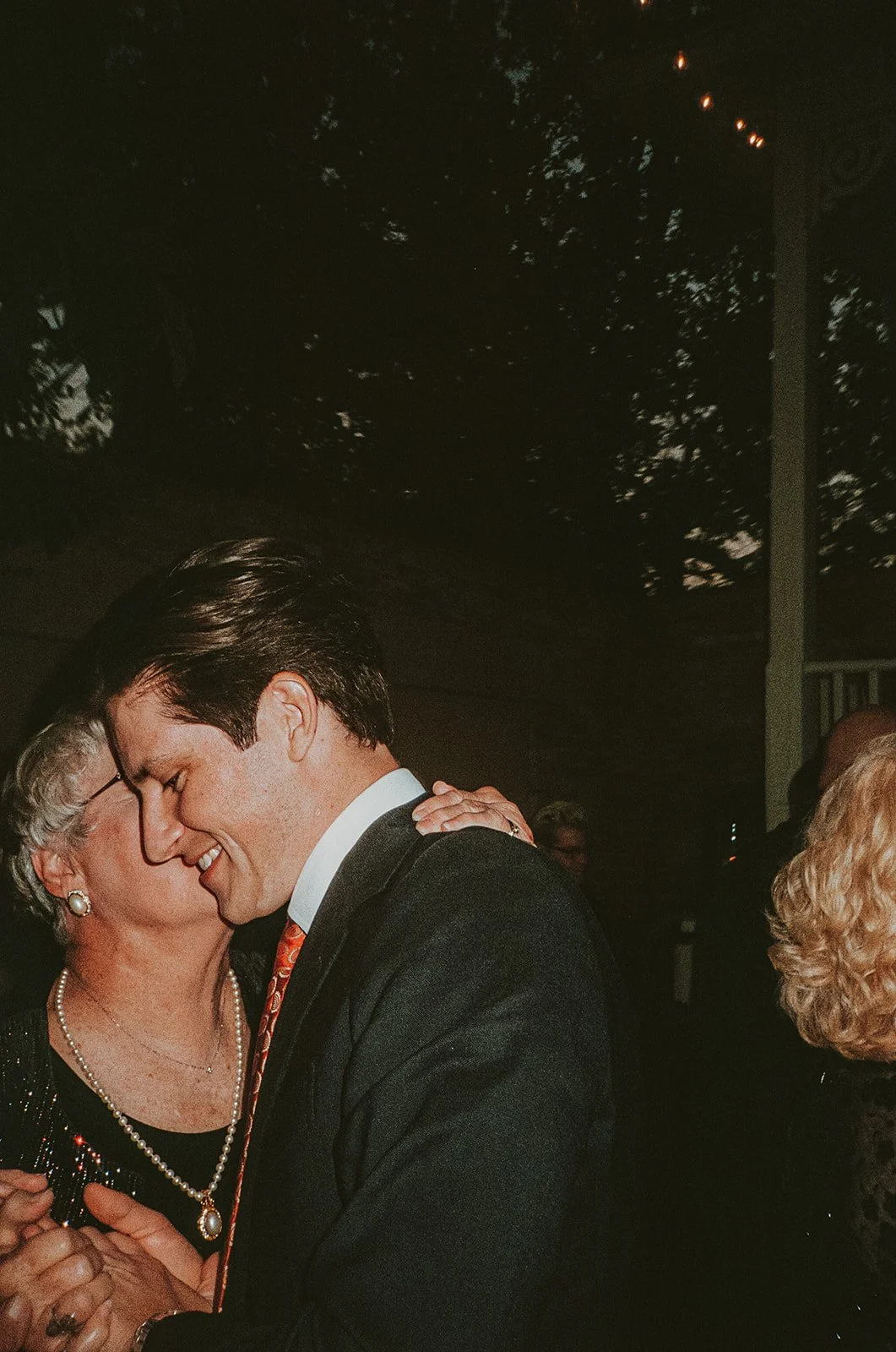 Annie and Grant-866.jpg