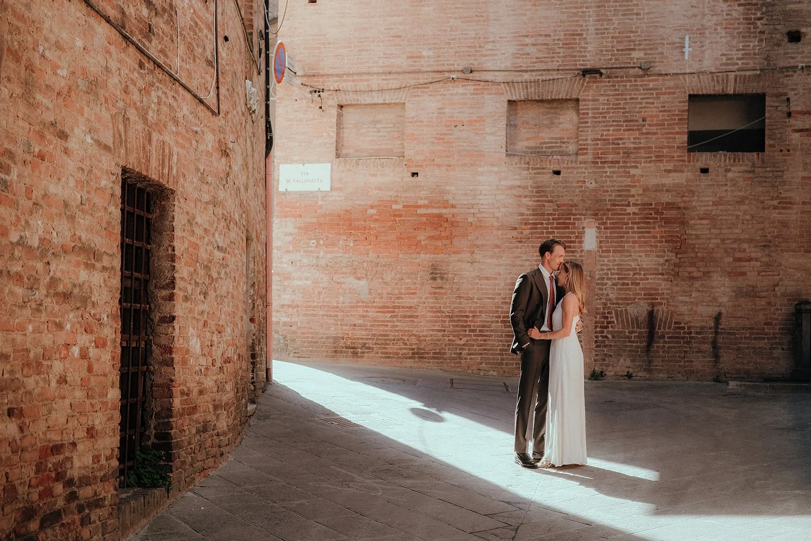 Elle and Zan, Siena-83_websize.jpg