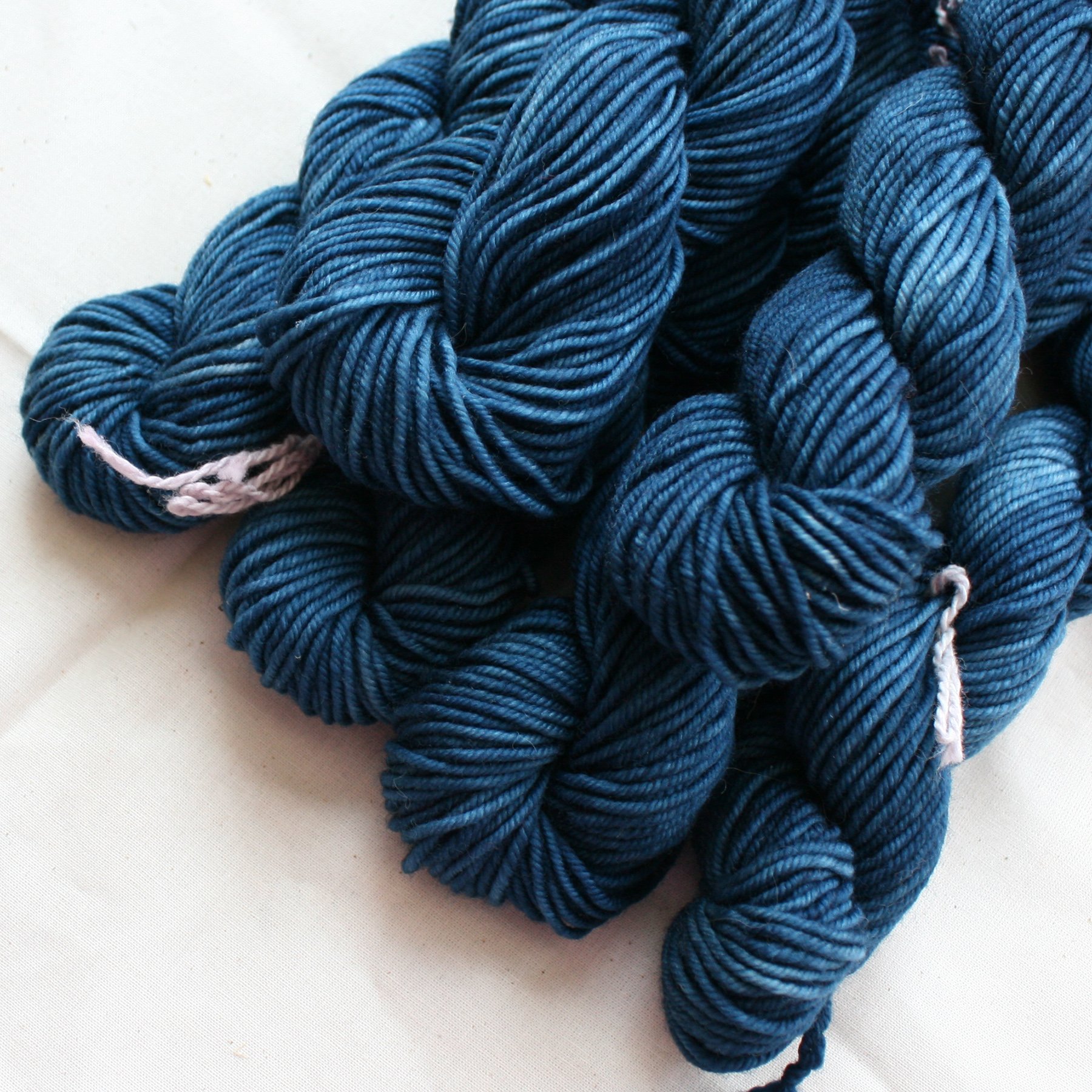hudson_minis_v_denim_2.jpg