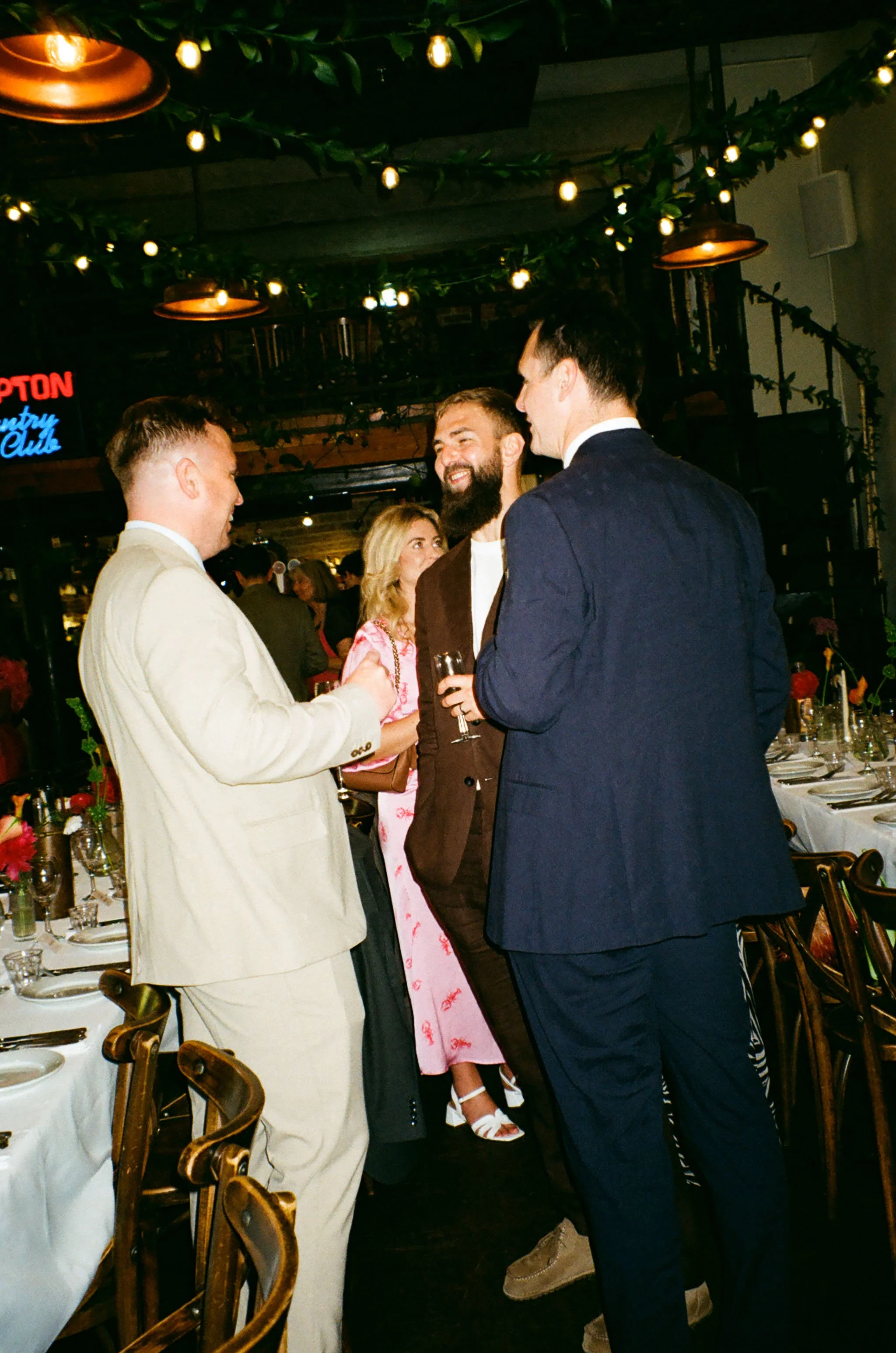 43960017.jpg