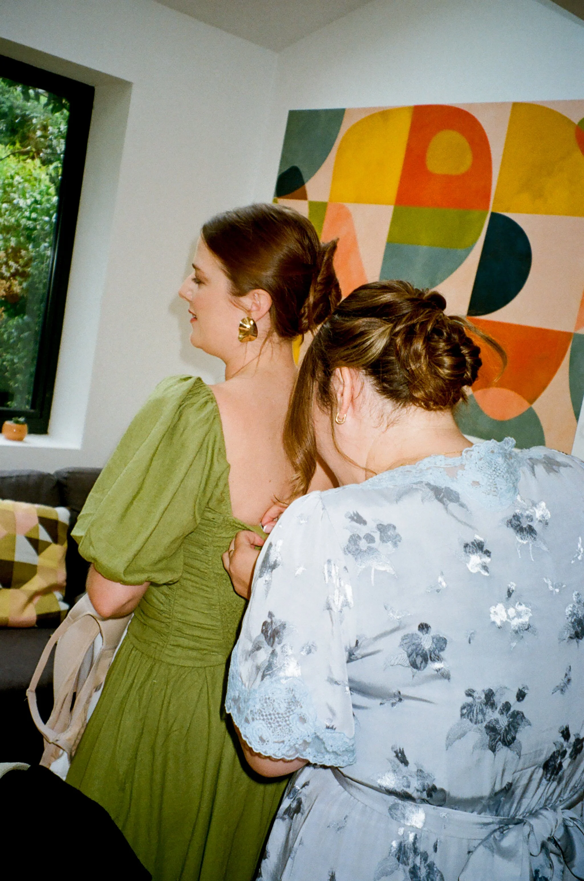 70280017-2-Edit.jpg