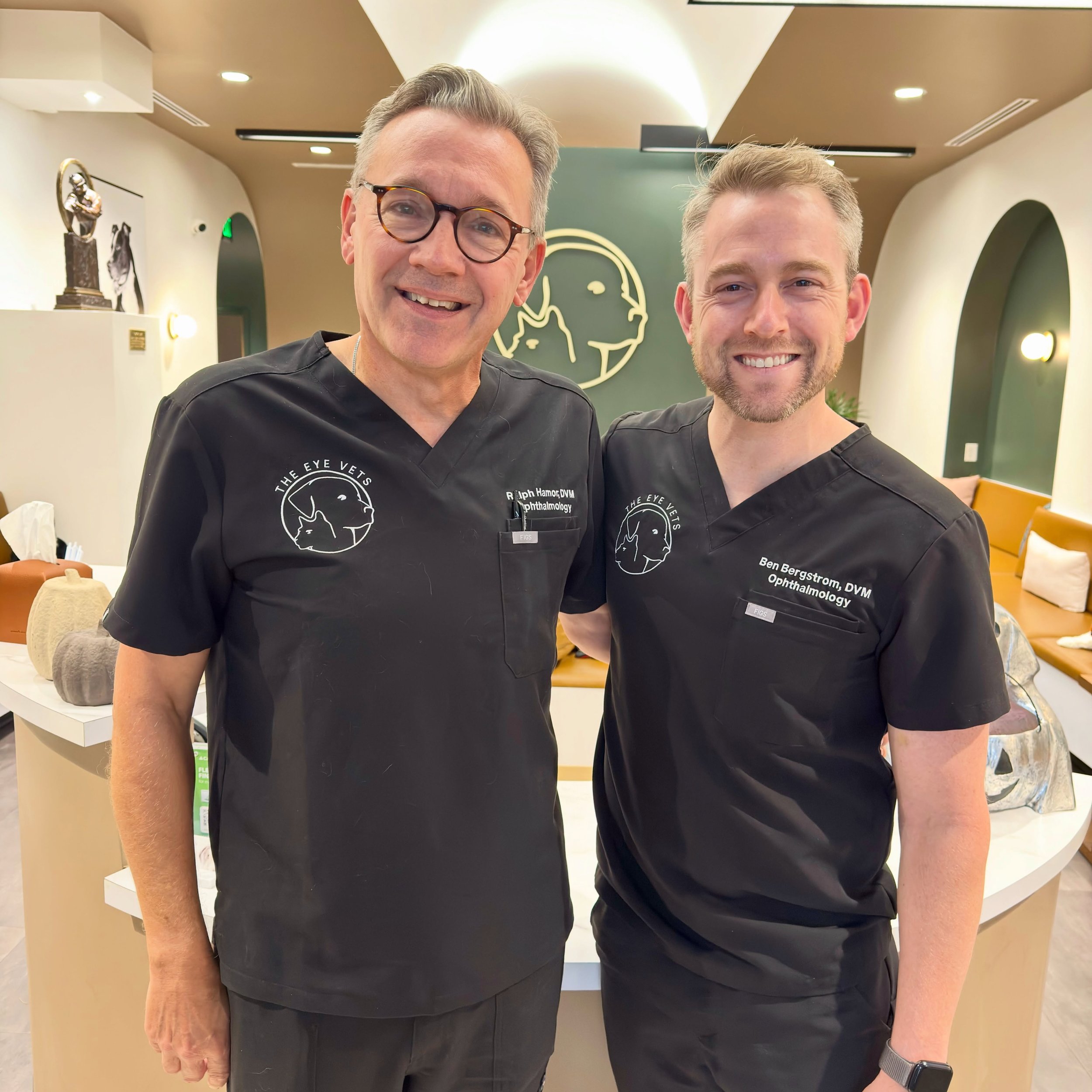 A full-circle moment nearly 15 years in the making. 🥹👁️

This week, Dr. Bergstrom had the incredible opportunity to work alongside one of his greatest mentors, Dr. Ralph Hamor.

What many people don&rsquo;t know is that Dr. Bergstrom spent nearly a