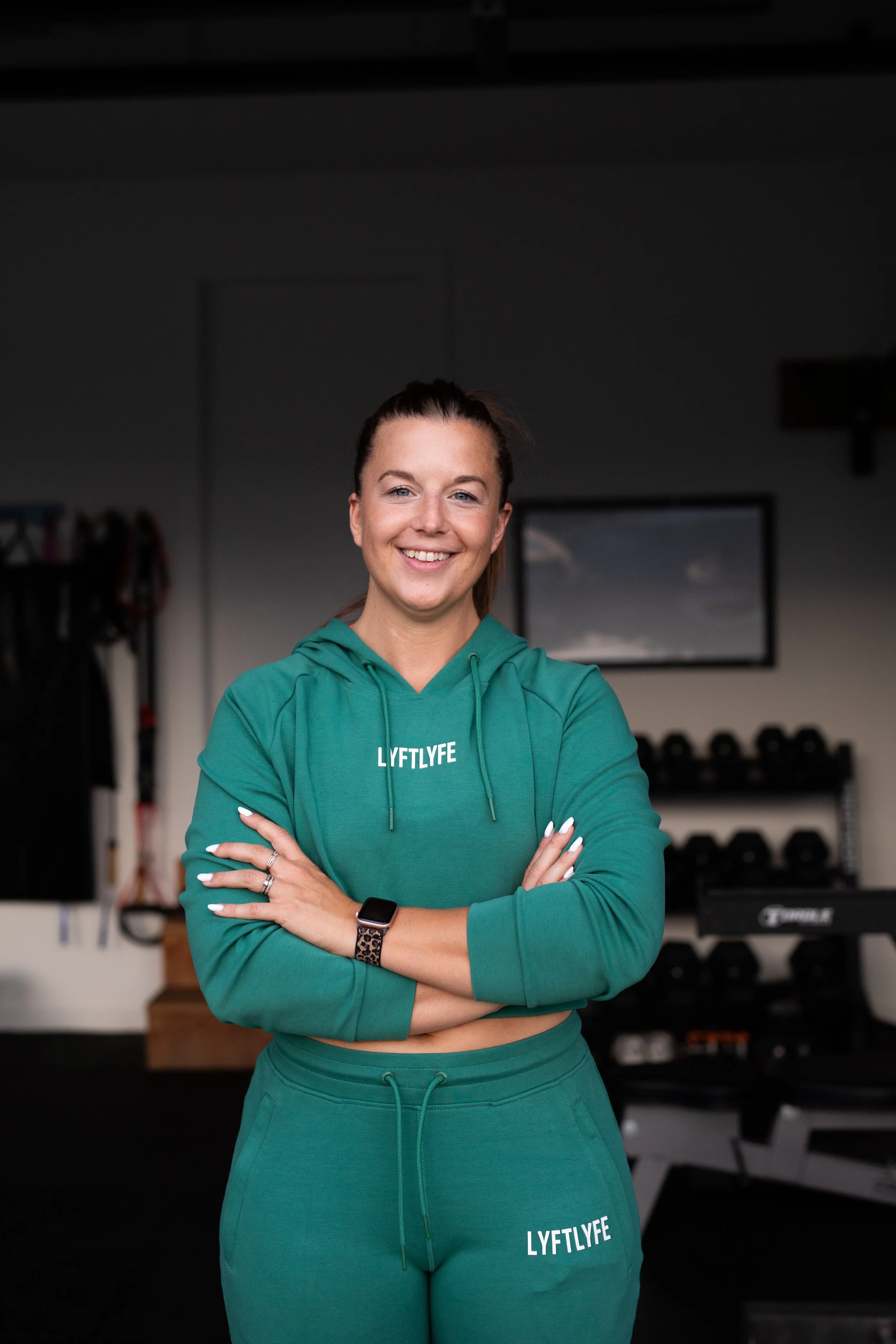 FEMALE PERSONAL TRAINER