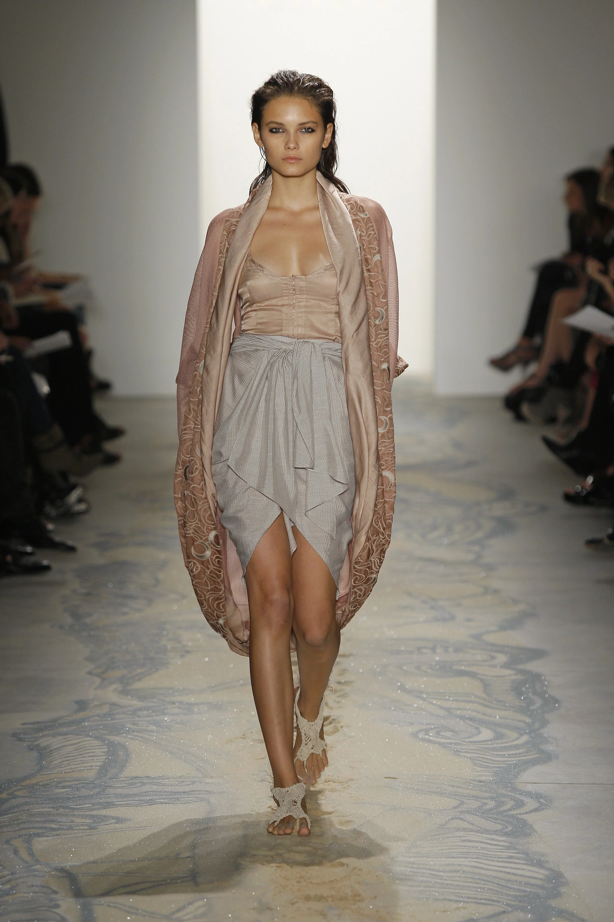Look 016.jpg