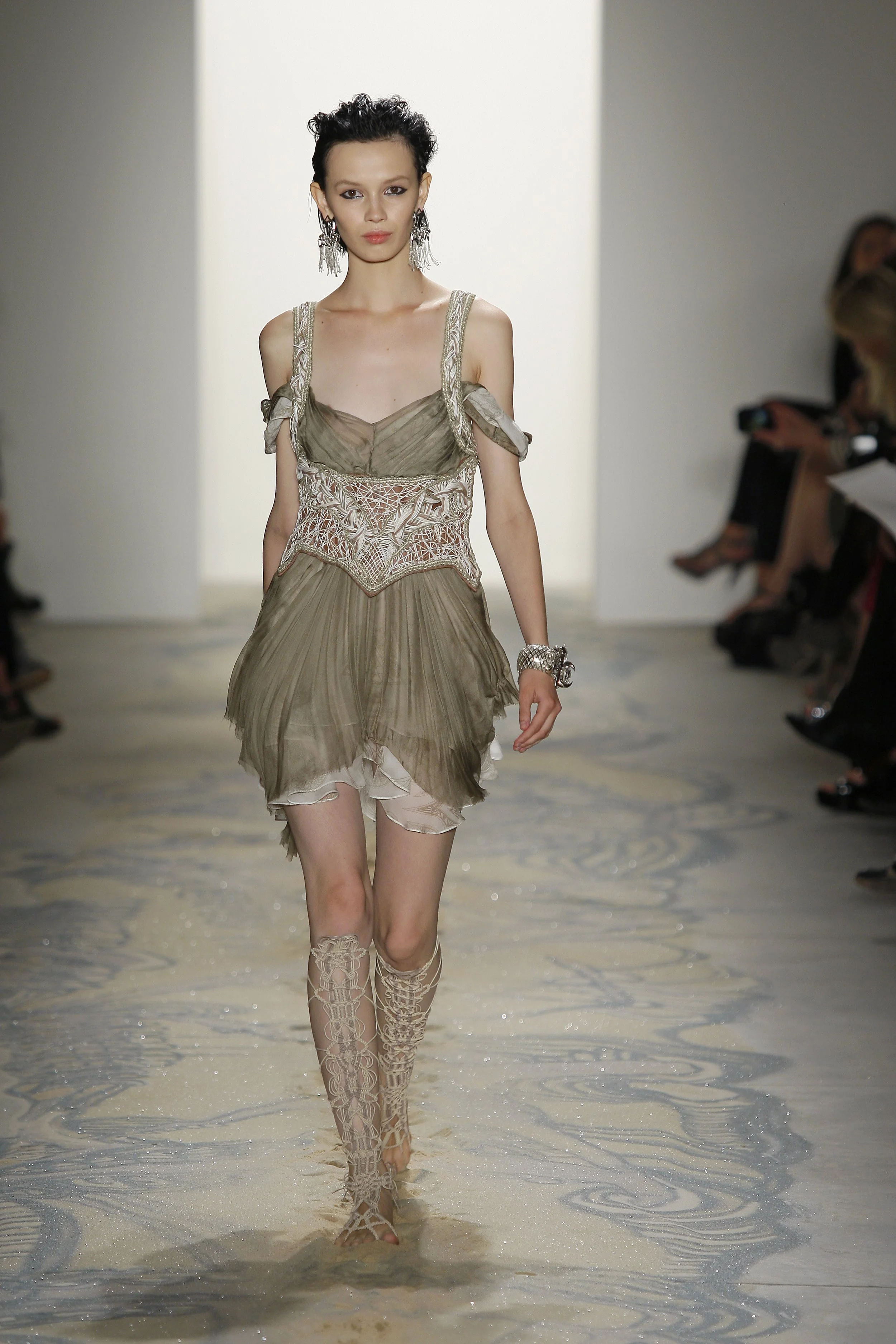 Look 009.jpg