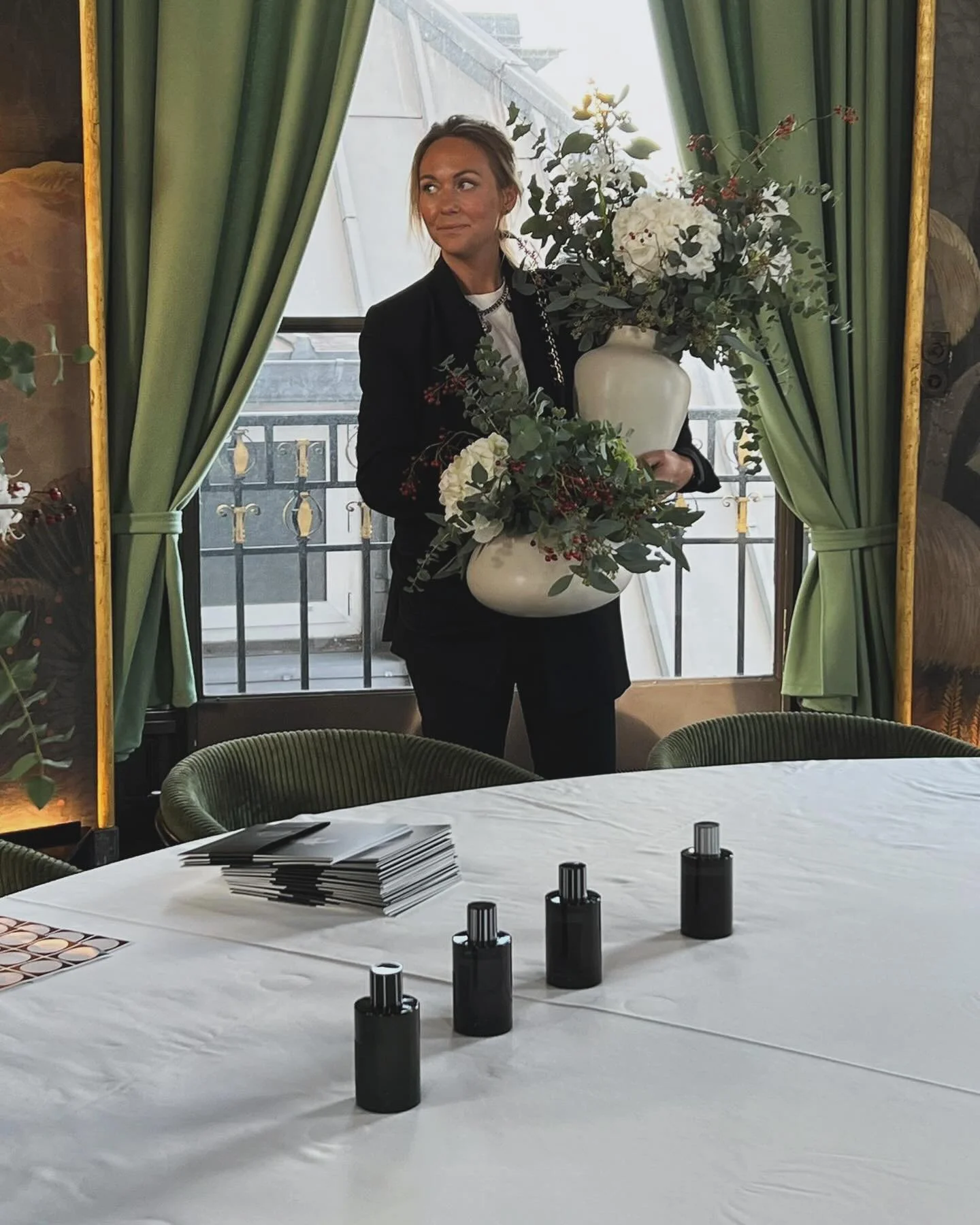 &bull;
En middag p&aring; Printemps
Lansering av nya dofter
H&ouml;gst upp i tornet
Fantastiska g&auml;ster, b&auml;sta teamet i en underbar milj&ouml;

Tack Paris f&ouml;r denna g&aring;ng

&bull;
&bull;
#flowers #flower #event #paris #fleurs #bouqu