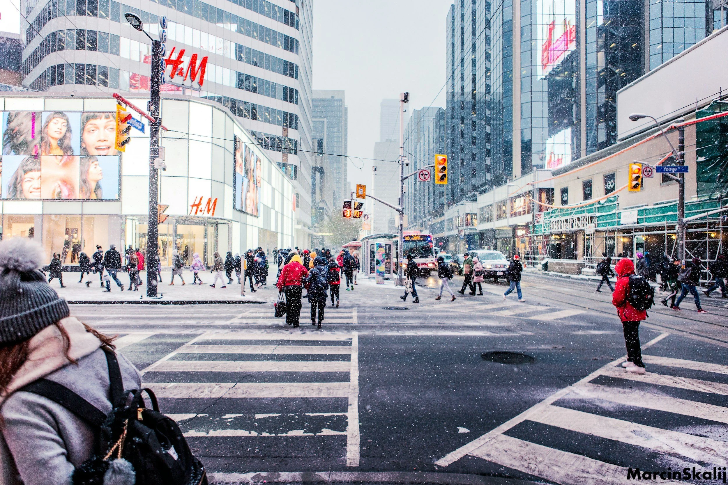 Downtown street in Ontario where local businesses use virtual assistant services.