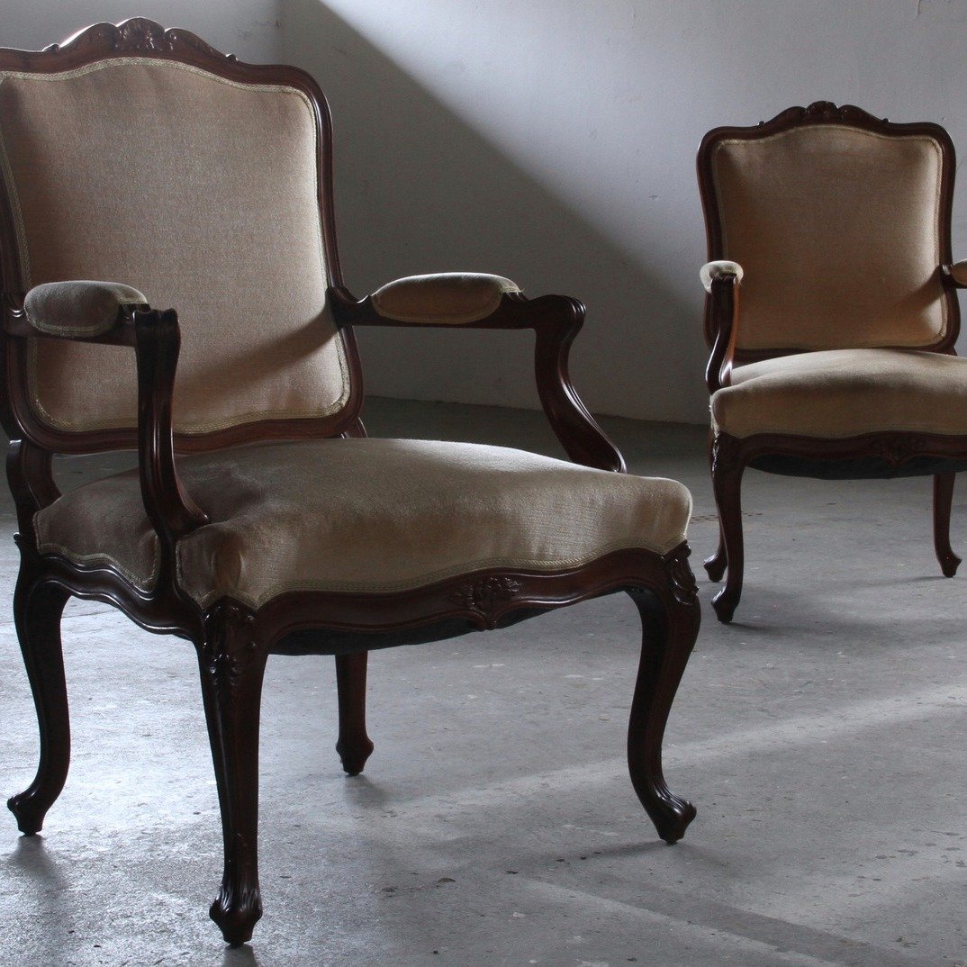 Set of Vintage Danish Antique 18th Century Lounge Chairs, style of Louis XV 

SKU: mb00084

Four chairs. One era. Endless elegance. This extraordinary complete set of 4 hand-carved Danish Rococo armchairs &mdash; crafted between 1850&ndash;1900 &mdas