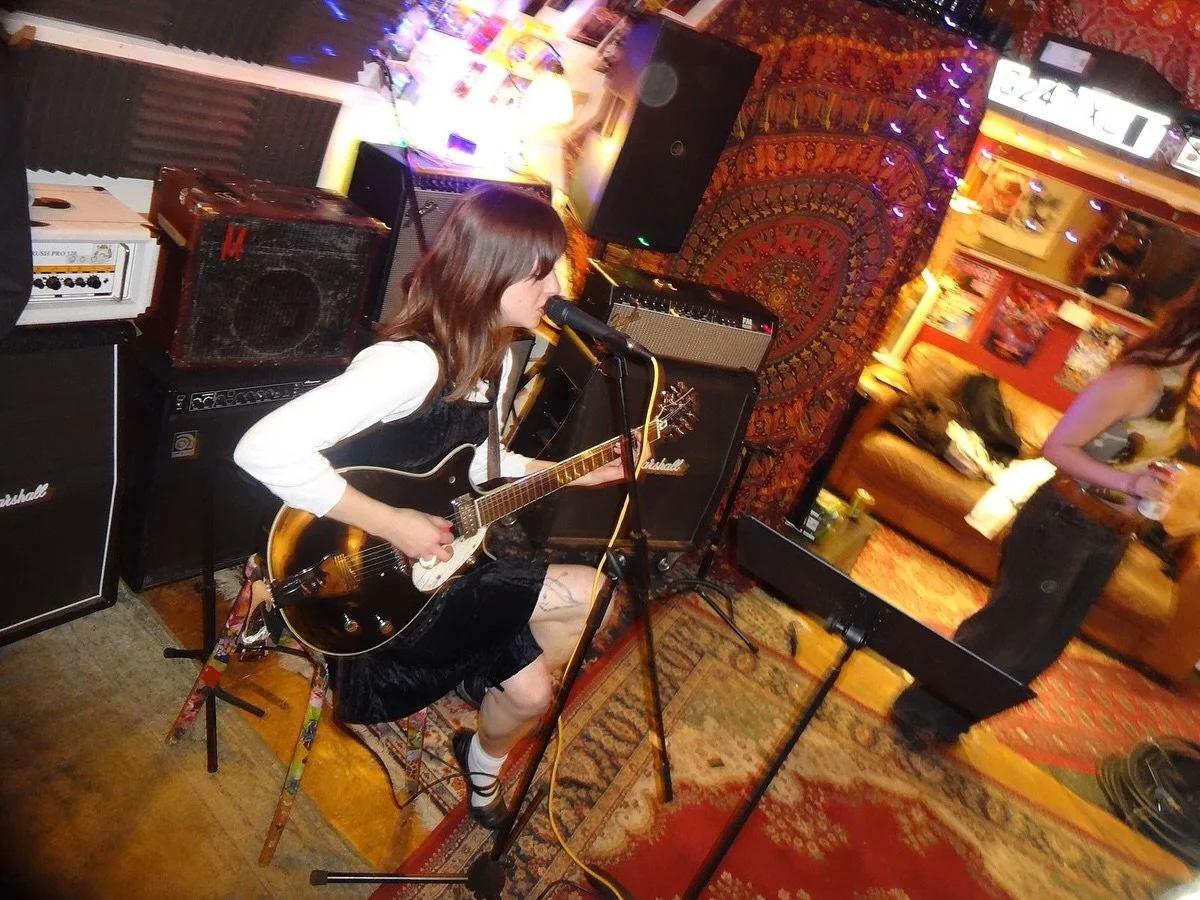 THIS COULD BE YOU , BOOK STIFF CROWD TODAY!!!*

*NOODLES ARE NOT INCLUDING IN THE BOOKING, YOU MUST BRING YOUR OWN