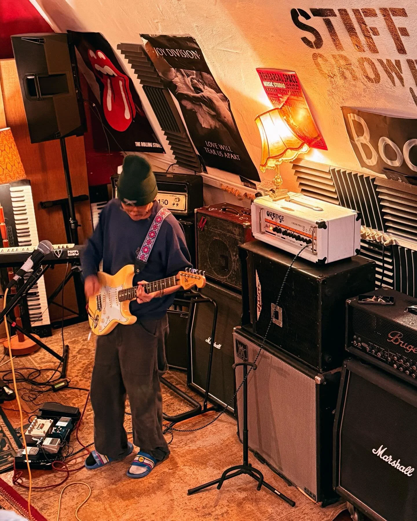 LOVELY @sidplusone LET ME TAKE A FEW PICS OF THEM USING THE HQ ANOTHER DAY! 

REGULAR JAMS OR LAST-MINUTE PREP FOR A BIG GIG - WE&rsquo;VE GOT YOU WITH SOLID SOUND AND IMMACULATE VIBES. @sidplusone KNOW WHATS UP!!!!

GO FOLLOW AND CHECK THEM OUT ON S