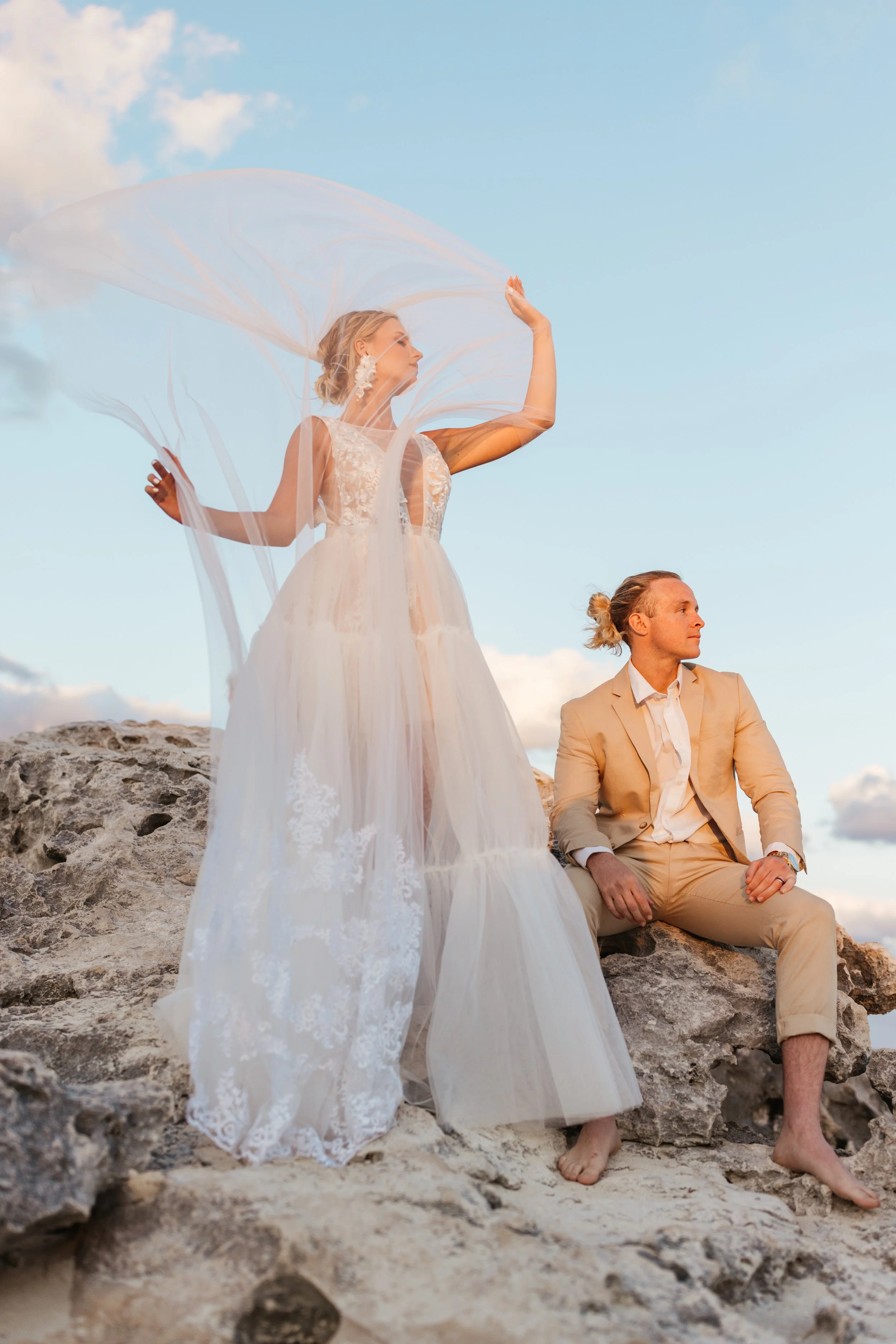 izzy&britton_beach-26 copy.jpg