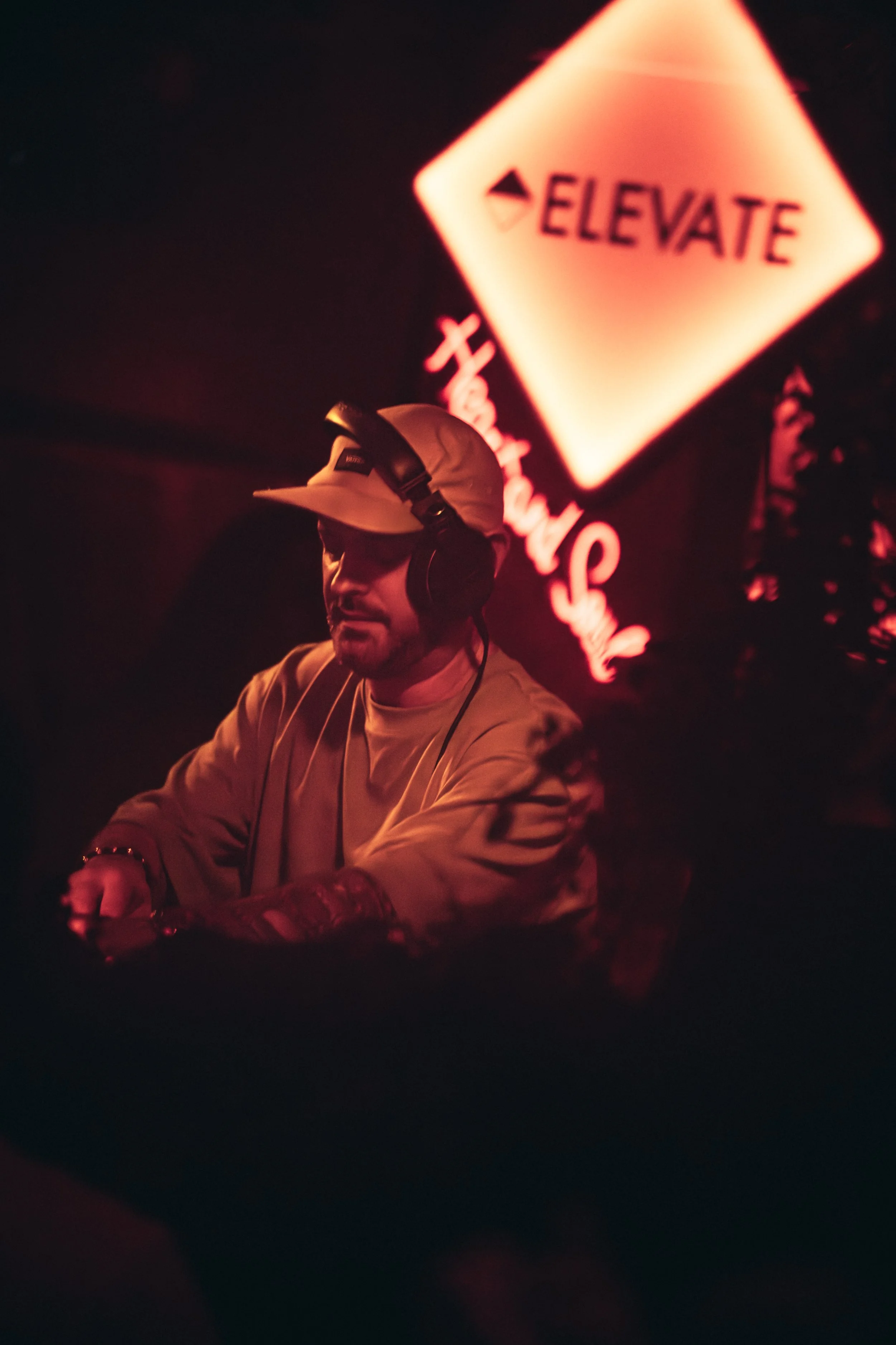 ELEVATE_130526-57.jpg