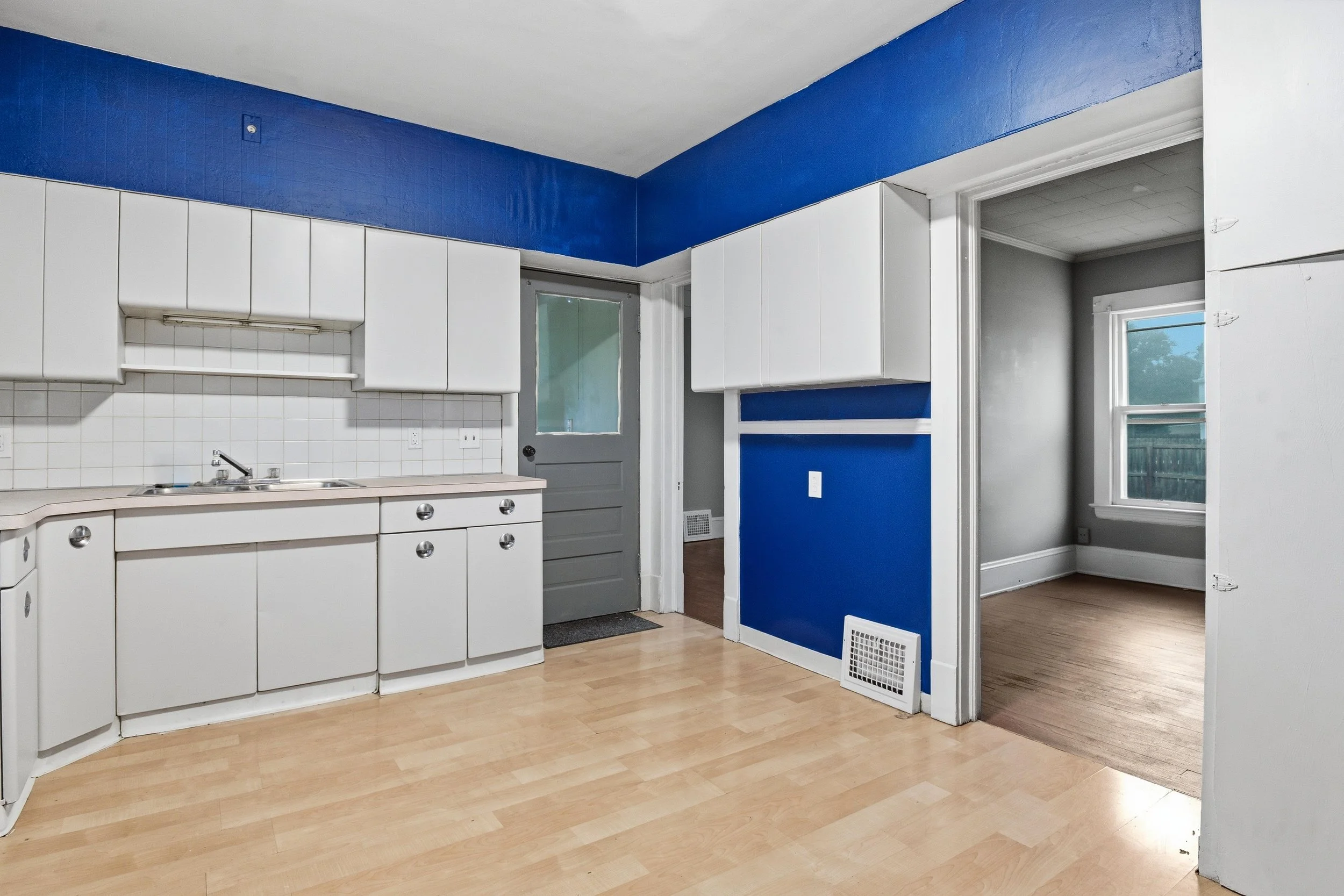 4024 E53 CLEVELAND (14).jpg