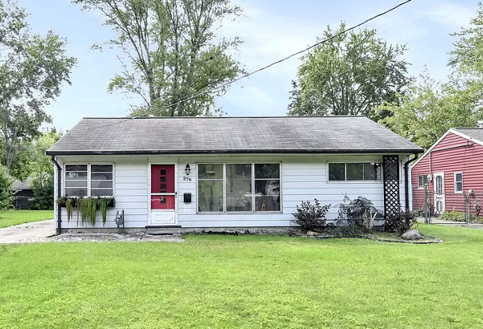 279 Kempton Dr, Berea, OH 44017 $149,000