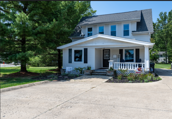 150 Lear Rd, Avon Lake, OH 44012
