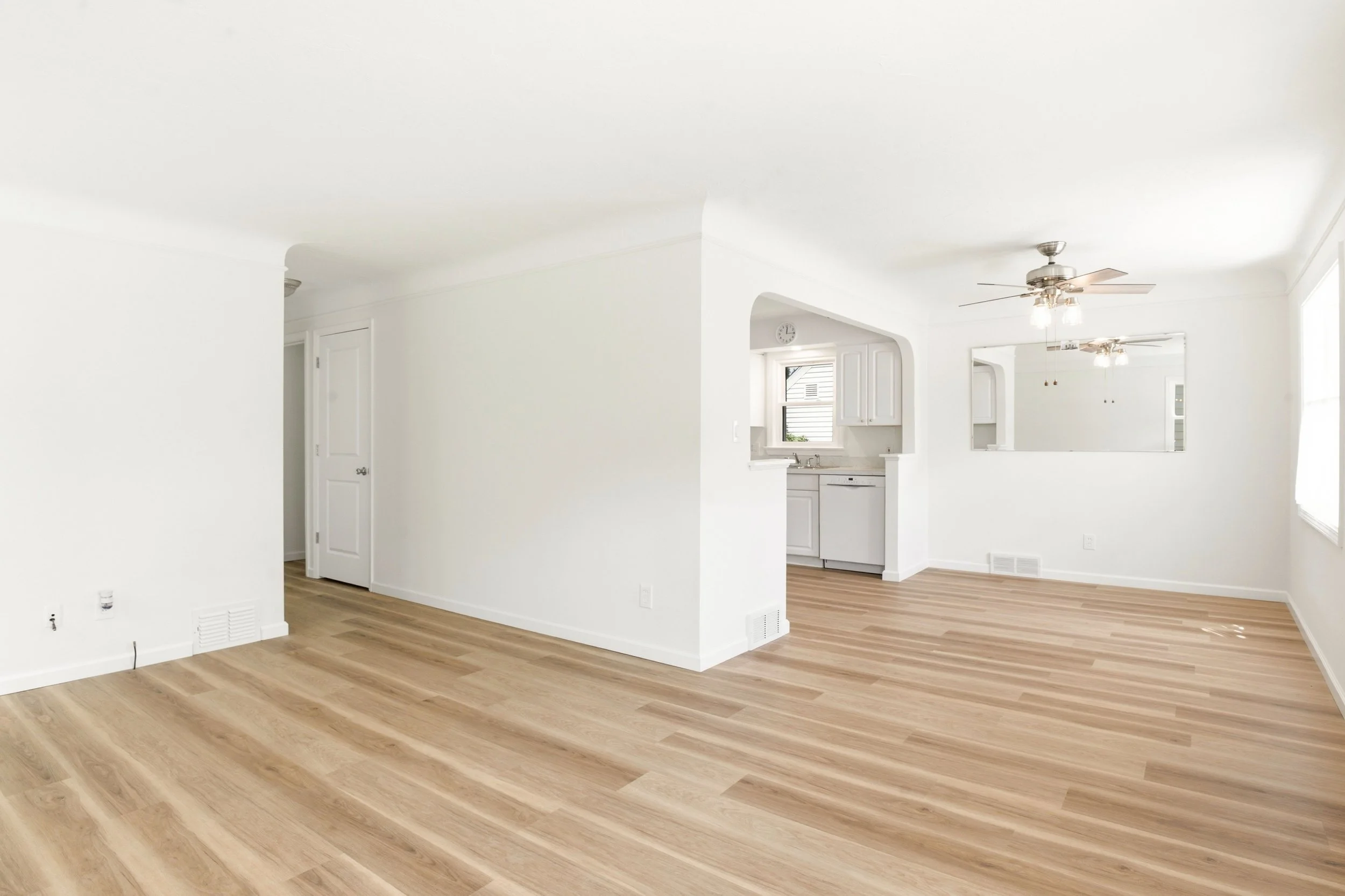 5572 Porter Rd, North Olmsted (25).jpg