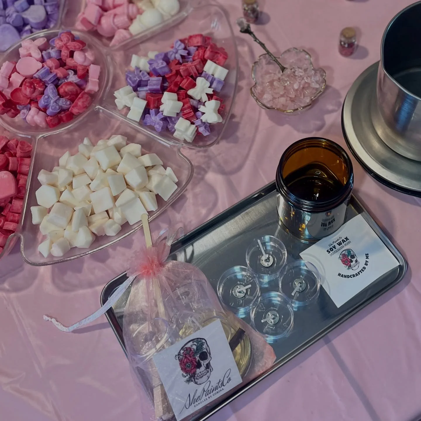 Can you believe it&rsquo;s about to be February???

I know I&rsquo;ve been hibernating and anti outside since the storm 🥲 This is my call to you to step out with your girls and craft with us for Galentine&rsquo;s Day!

NEXT SATURDAY we have 4 spots 