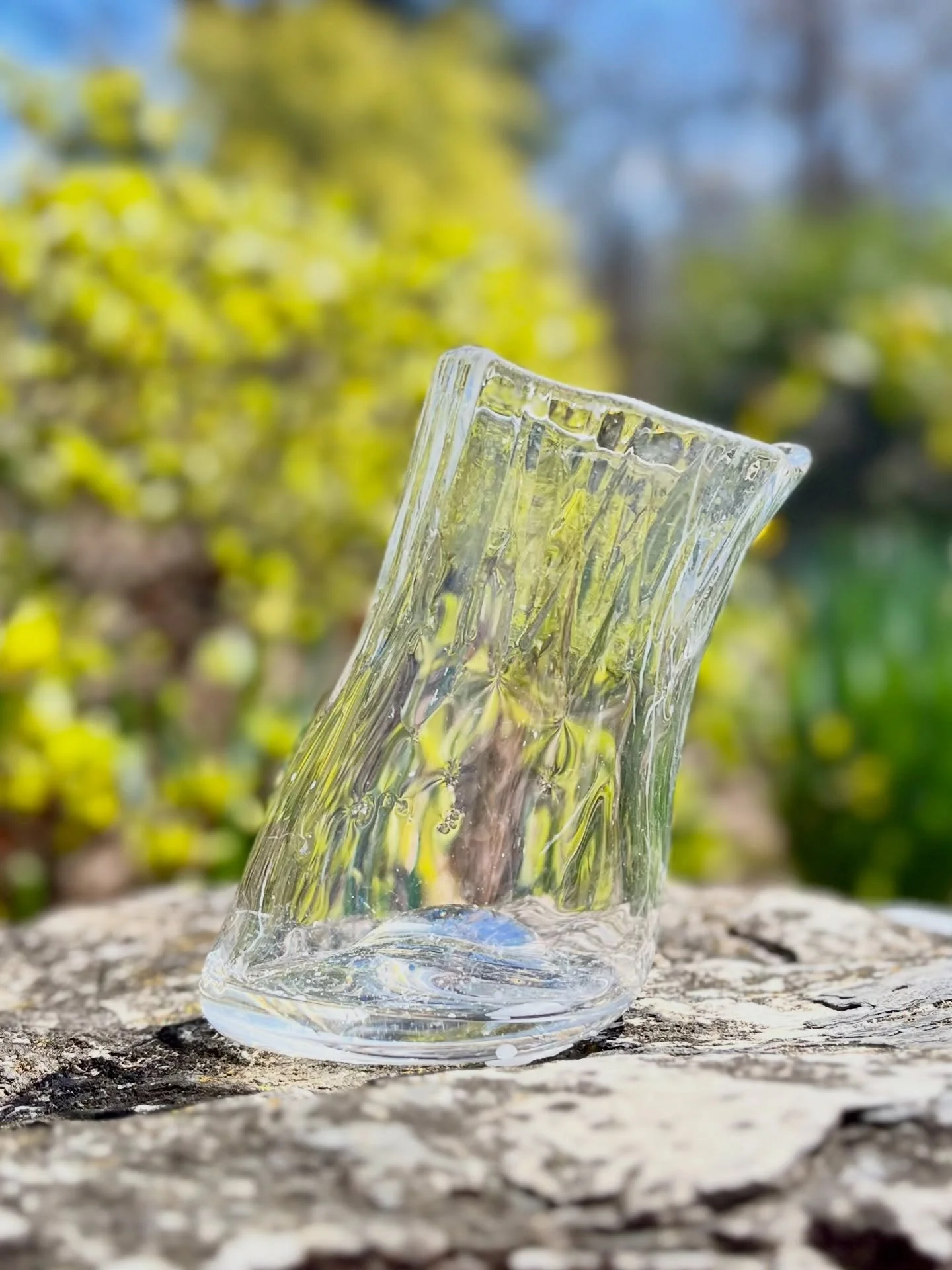 Swipe for progress 🎨✨

What started as a birthday present in December trying something new, has become a new art form I am excited to share with you!

Glassblowing is something I always wanted to do, but feared. The fear remains, but it&rsquo;s fun 