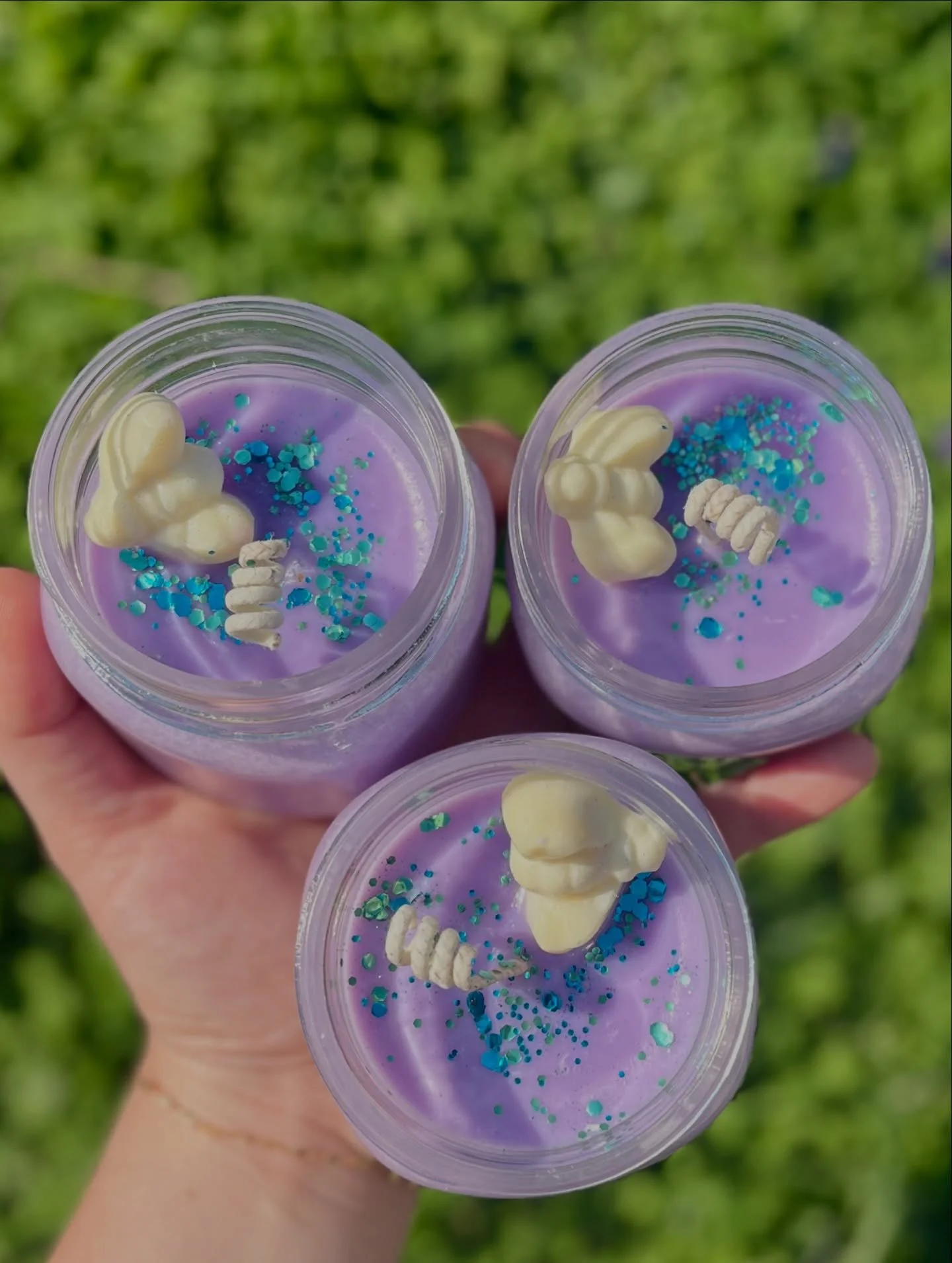 Orbiting the moon has me in my lover girl era. Been enjoying pouring with the windows open and feeling busier than usual as we leave winter behind. I have a very limited drop using the rest of my Lilac oil 😍💜

It feels good to create something fun 