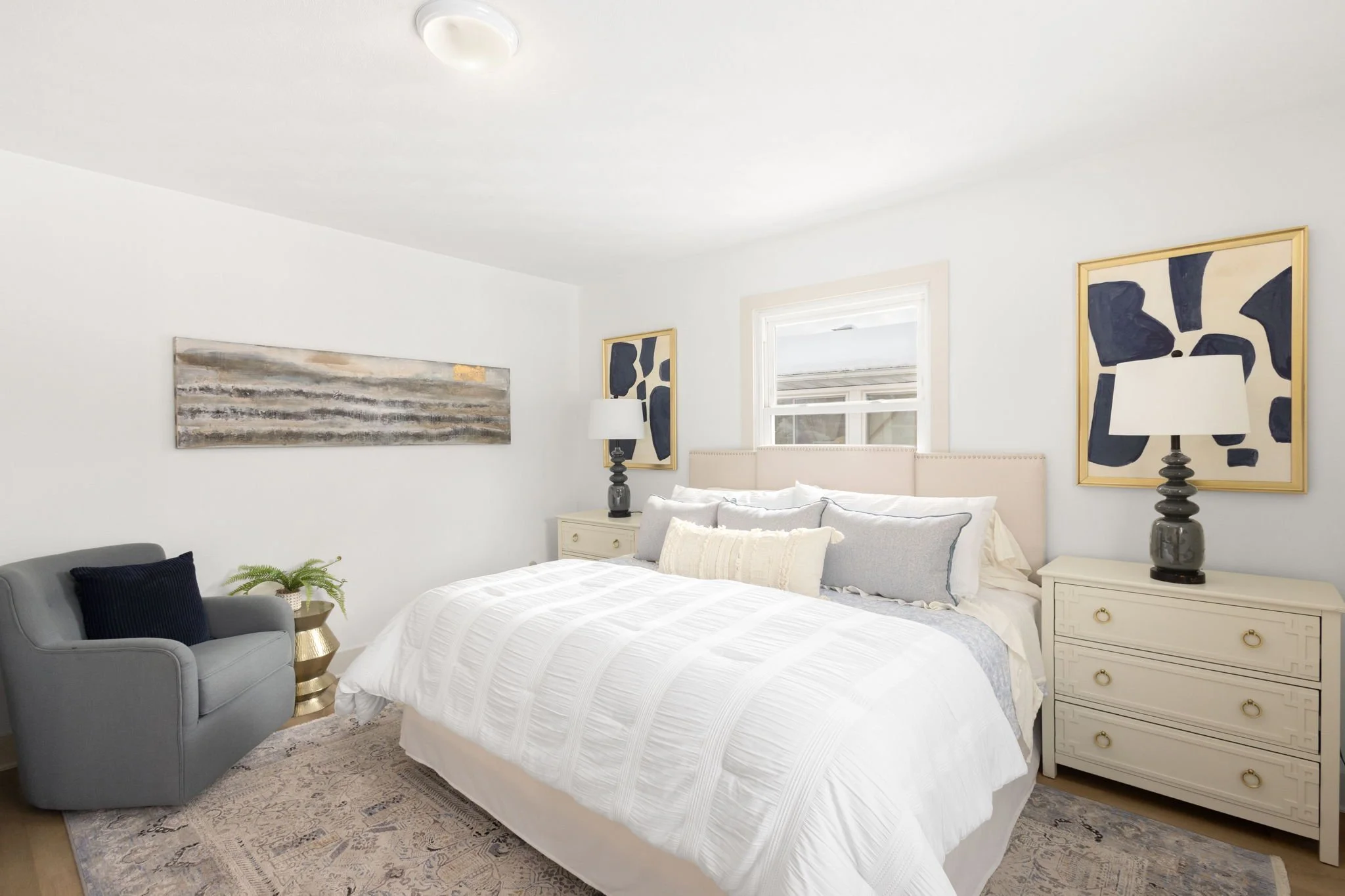 1031 N Ironwood_16.jpg