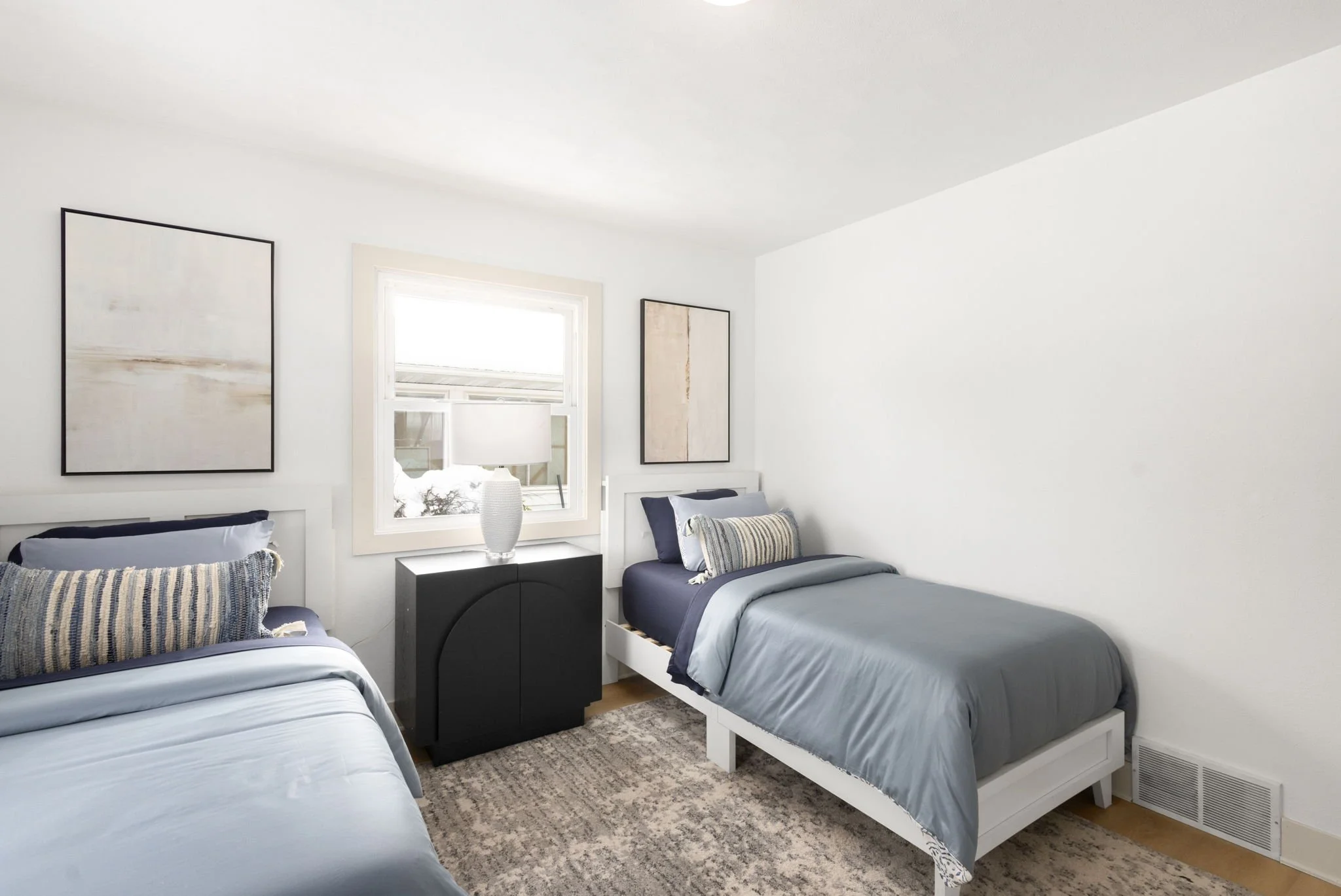 1031 N Ironwood_22.jpg