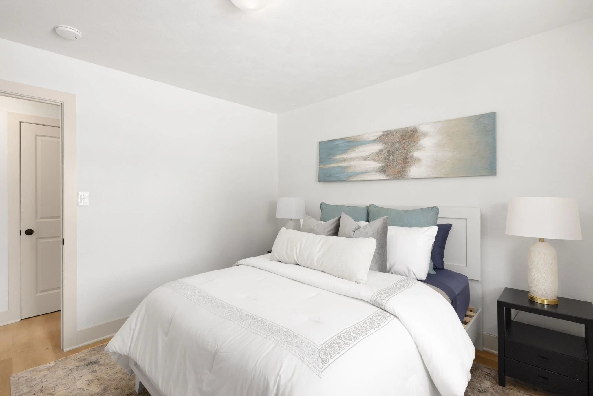 1031 N Ironwood_18.jpg