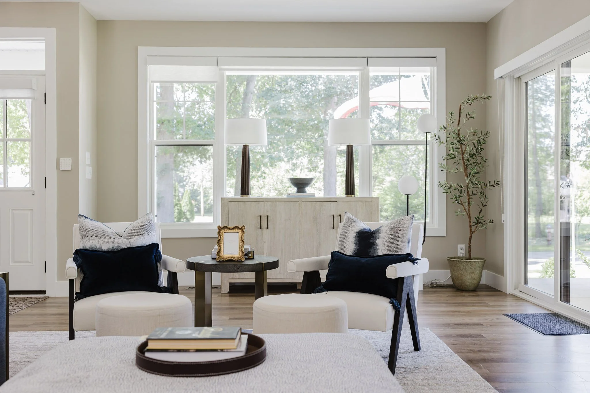114-mwp-flourish-white-oak-114_(2048).jpg