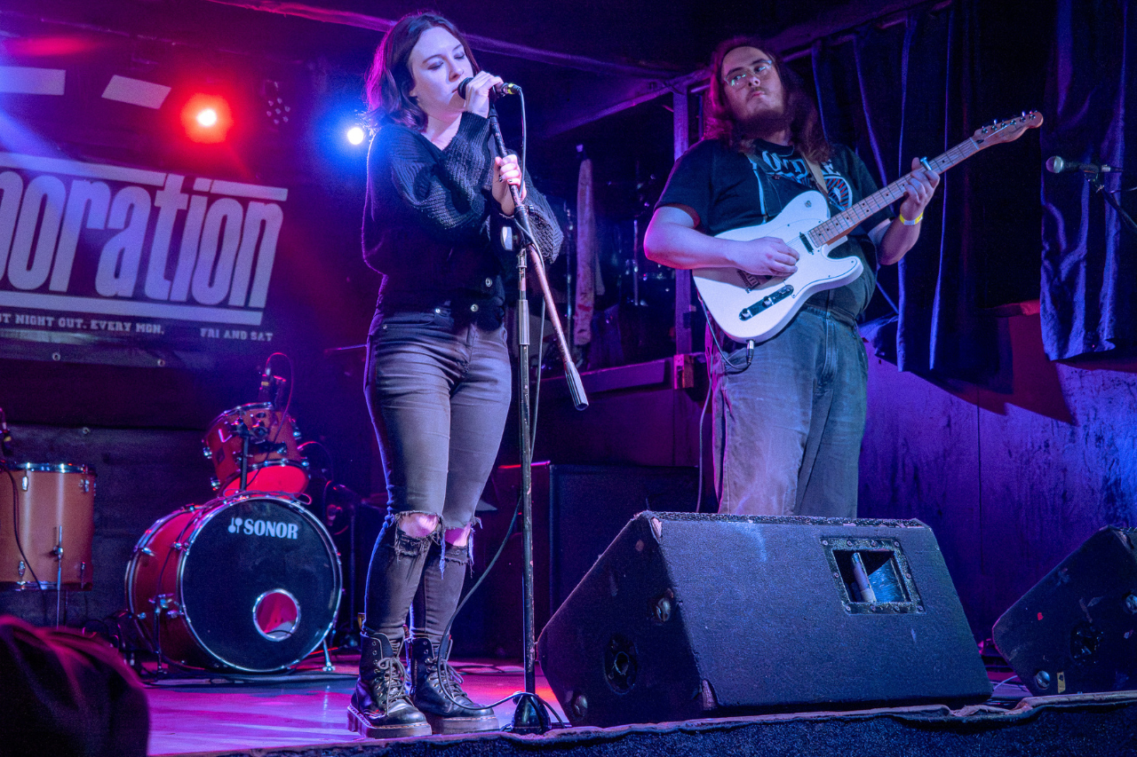 Bansith Vocalist and Guitarist