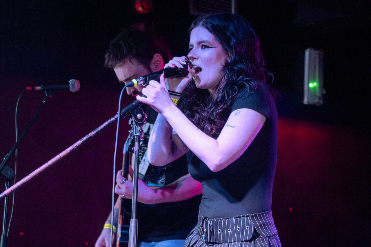 Pineapple Bandits Vocalist