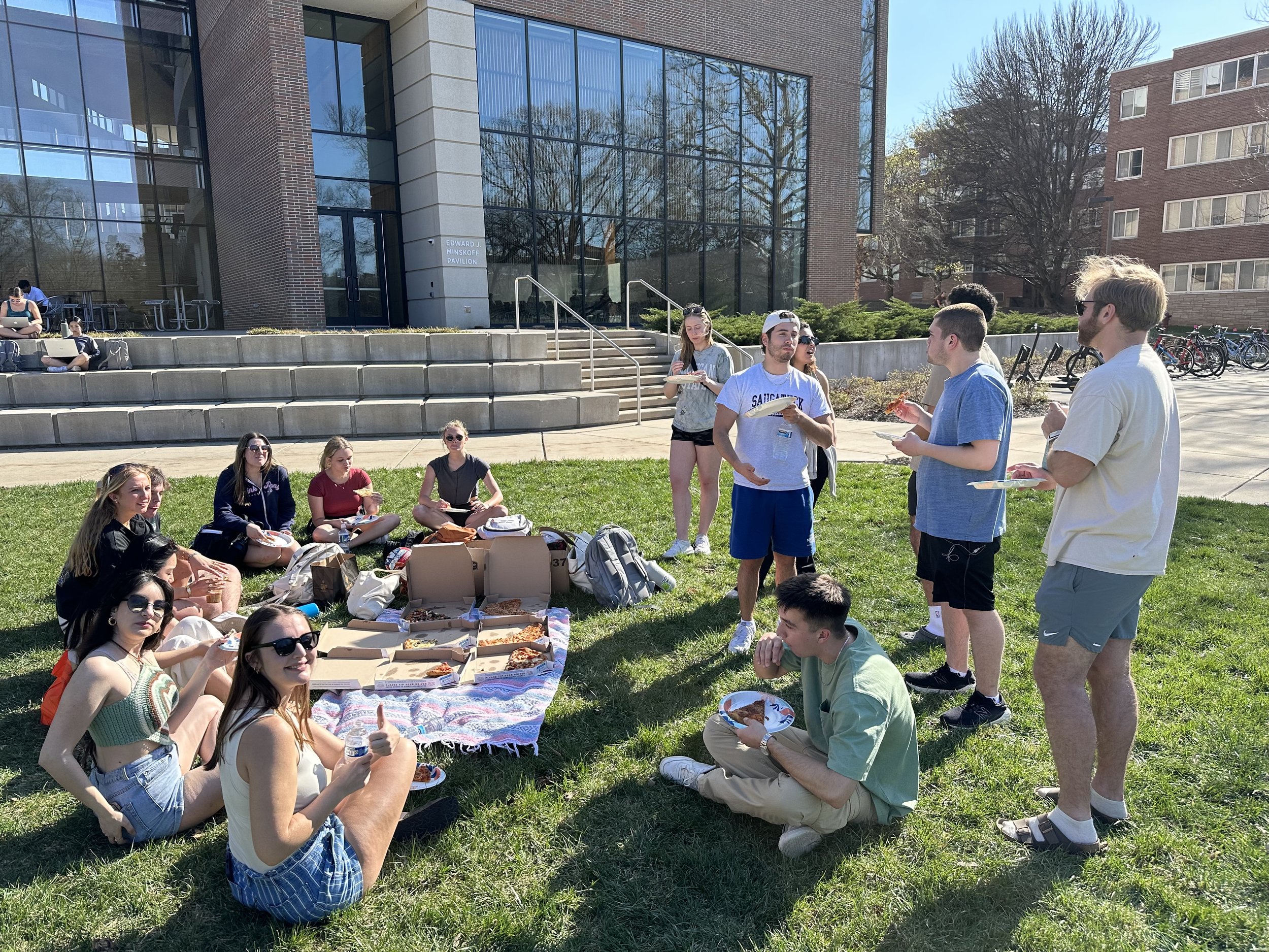 Last mentor/mentee meeting under the hot weather!