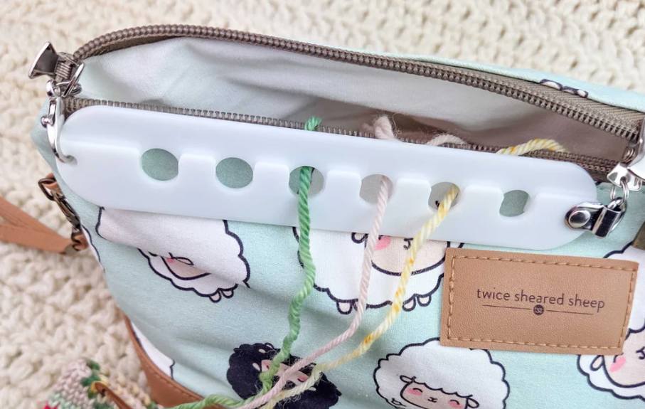 Yarn Gator in White... From Twice Sheared Sheep