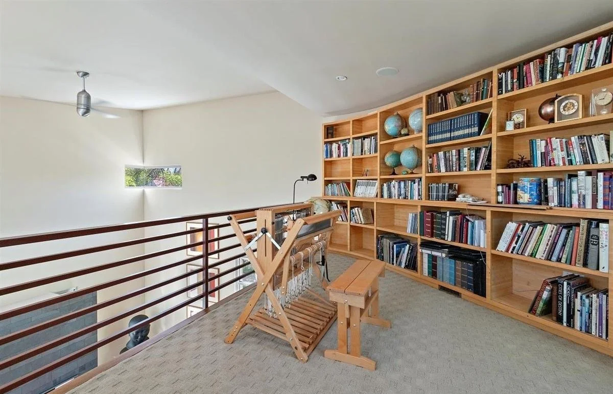 Library.jpg