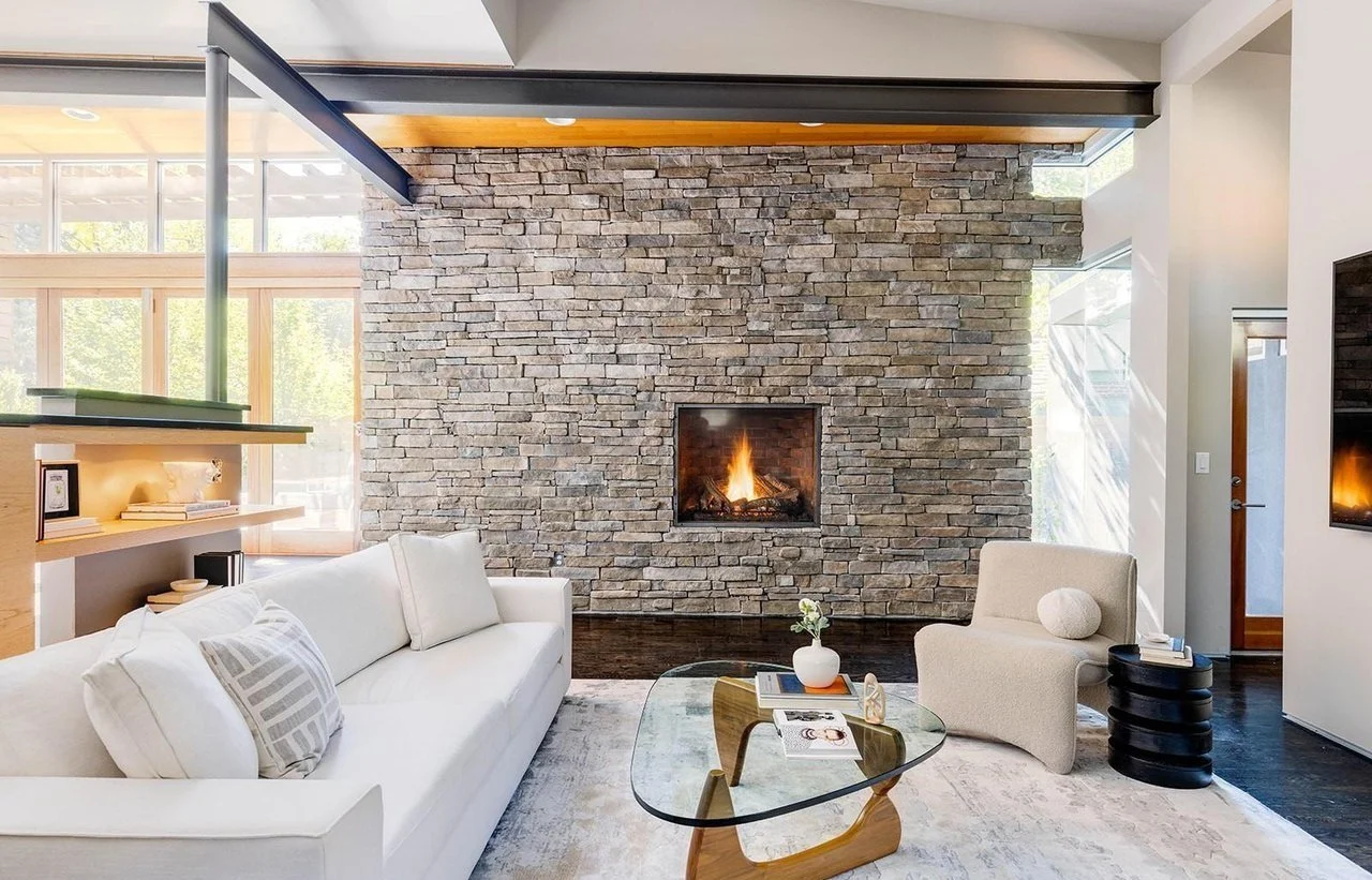 TV+Room+-+Fireplace+2.jpg