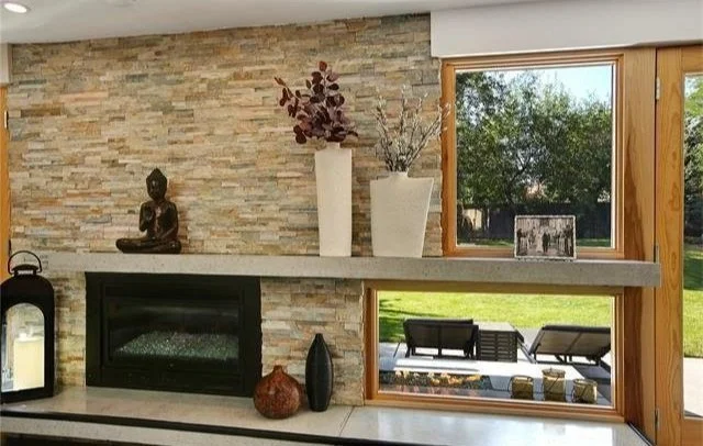 Living%2BRoom%2B-%2BFireplace.jpg