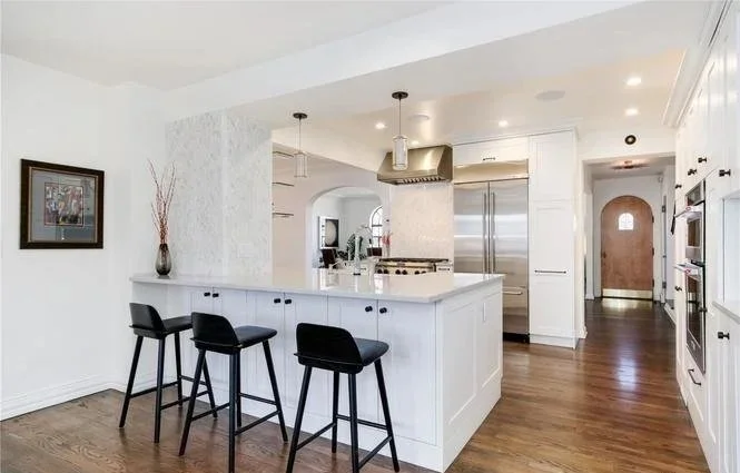 Kitchen_4.jpg