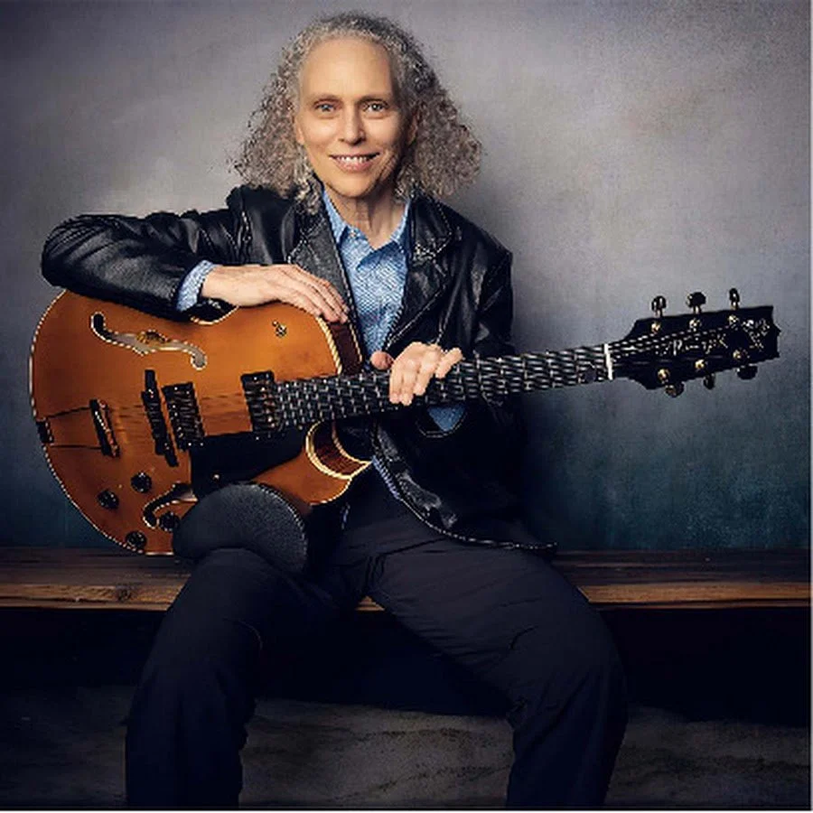 Jazz Guitarist Mimi Fox in concert 