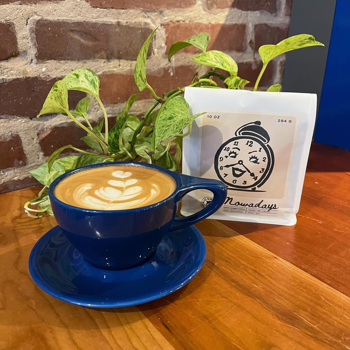 📣 We are now serving @kiddreamcoffee coffee on espresso! 📣 

Their Nowadays roast has tasting notes of caramel, fudge &amp; berries and makes a super delicious latte.  Come by, grab a drink &amp; pick up a retail bag for your home coffee brewing to