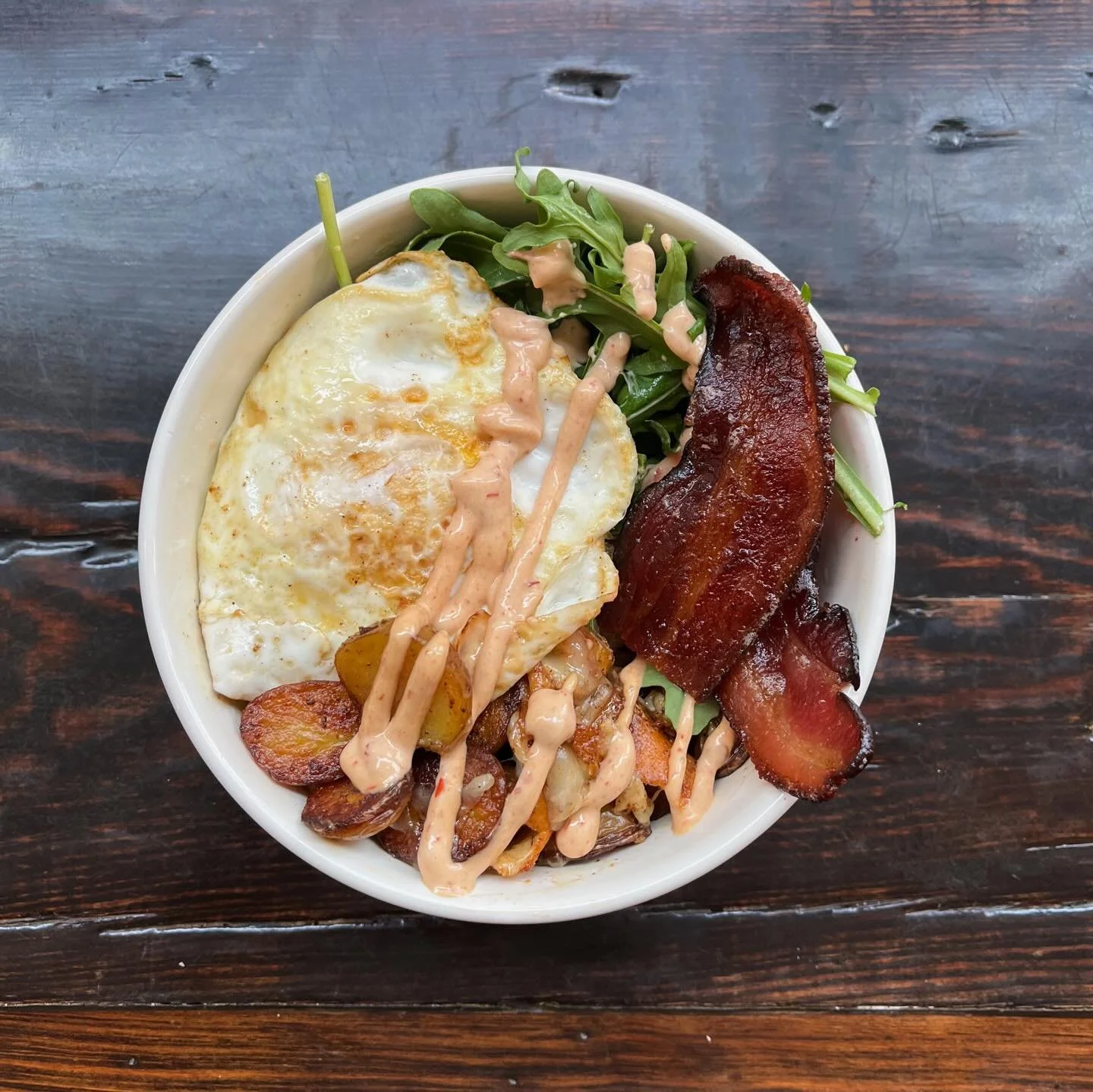 Big news! Starting this coming week we will be OPEN again on Wednesdays from 8-3! We&rsquo;ve missed you 💕 
Come on by &amp; grab one of our new Breakfast Bowls - home fries, cheddar cheese, arugula, a fried egg &amp; aioli with your choice of bacon