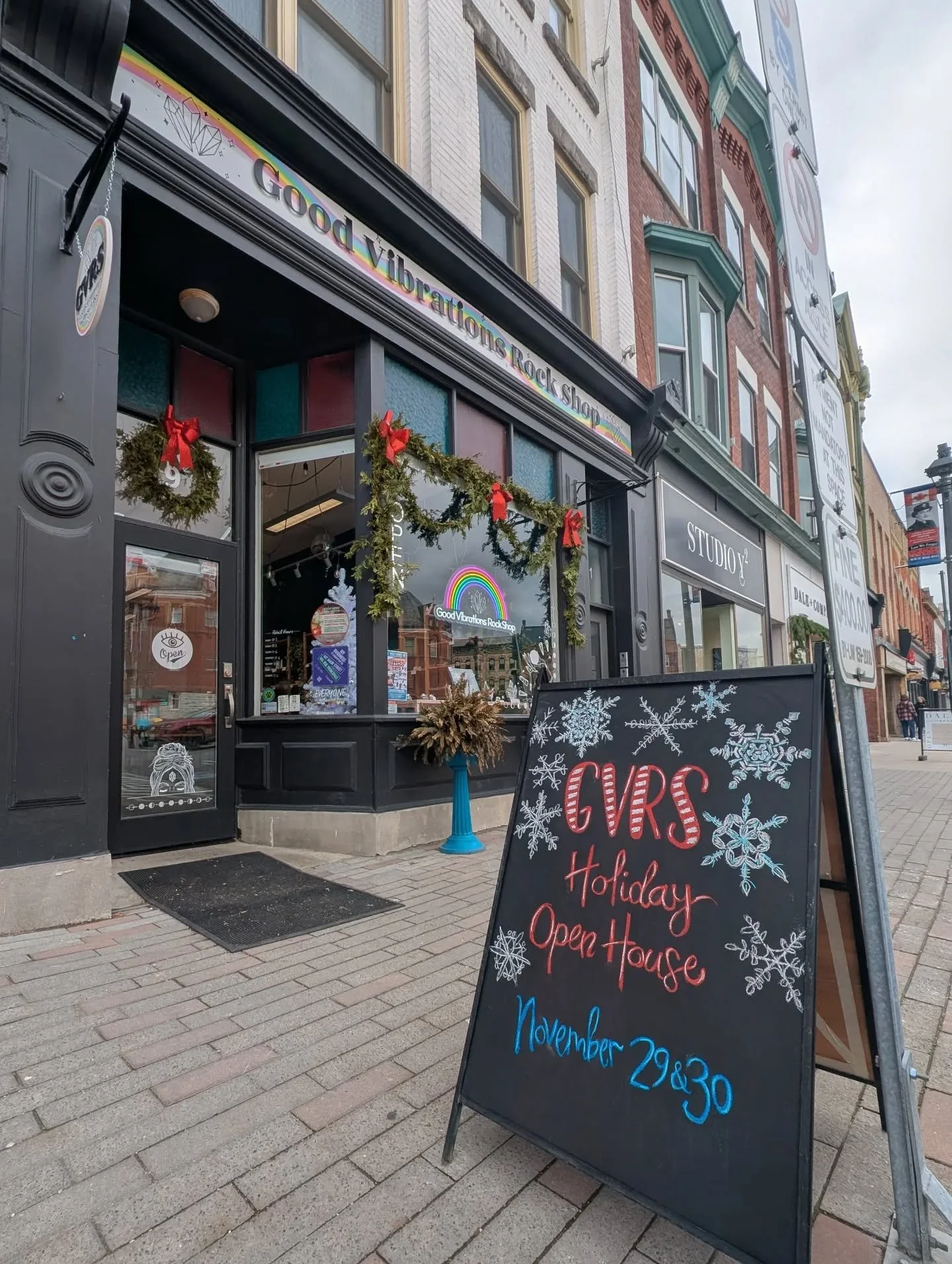 ✨It&rsquo;s officially SPARKLE SEASON at GVRS!✨

We&rsquo;re kicking things off with our Holiday Open House Weekend! A full two days of crystals, cheer, and cozy festive magic🎄

🎁Free gift with purchase
🎟️Entry into our holiday prize draw
🌟Double