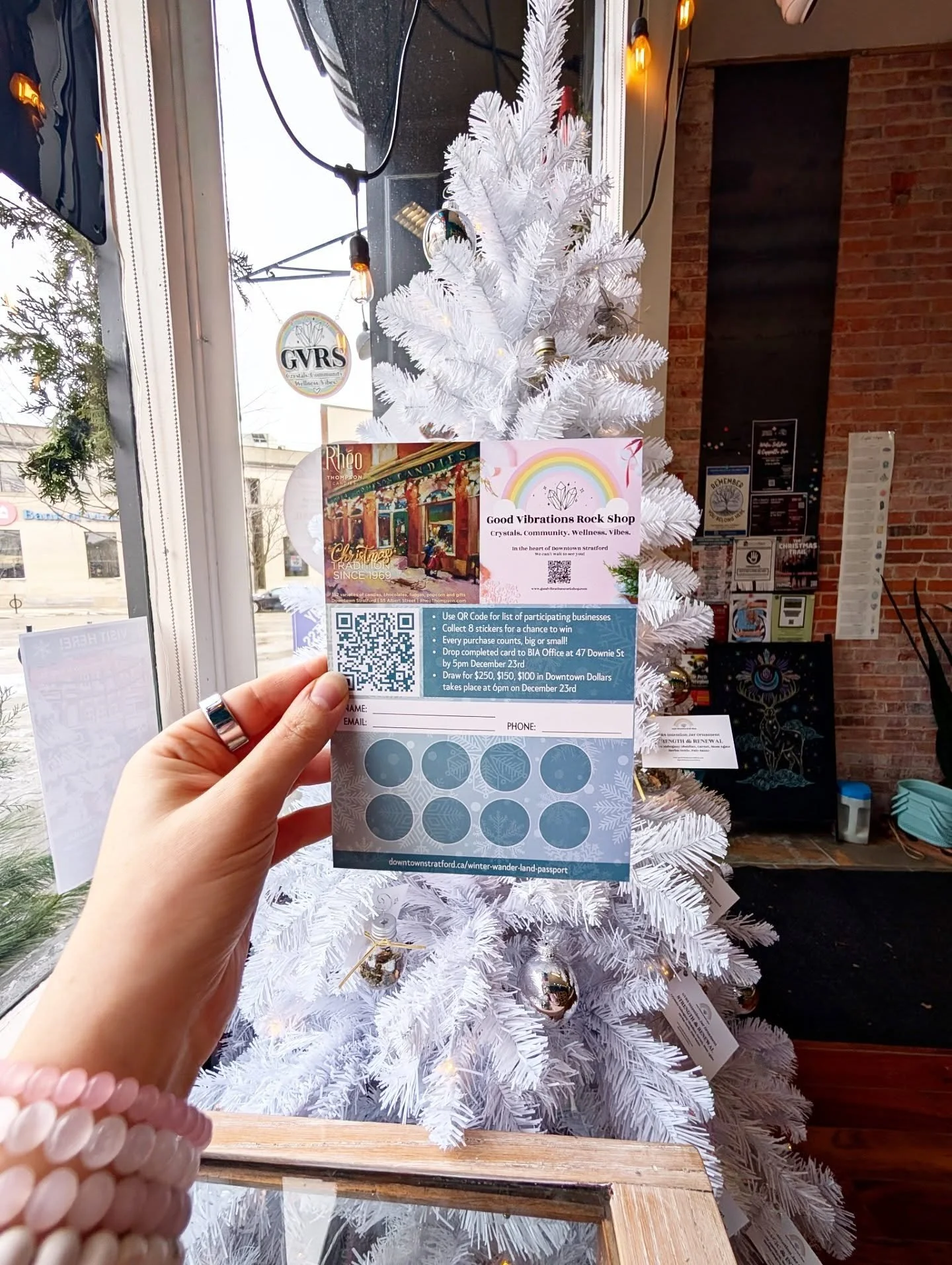❄️✨The Winter Wander-land Passport is back!✨❄️

We&rsquo;re so excited to sponsor this magical Stratford tradition for the second year in a row alongside the iconic @rheothompsoncandies! 🍫💎

It&rsquo;s the perfect excuse to shop local this holiday 