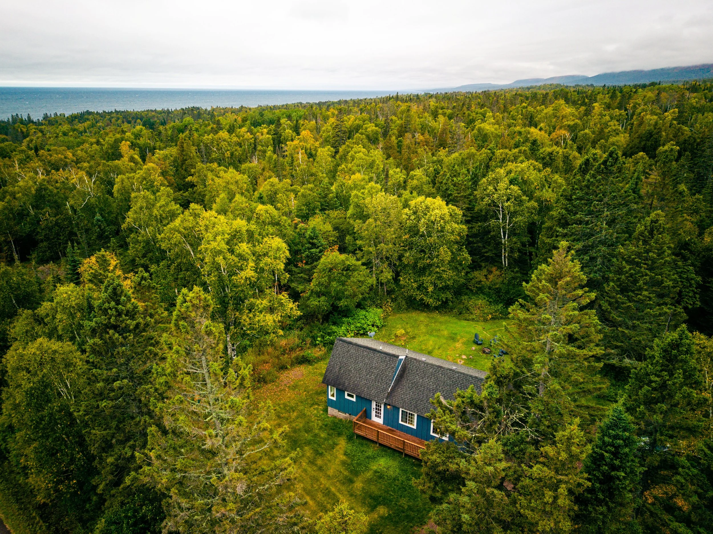 Cozy Blue Caribou - Lutsen, Minnesota