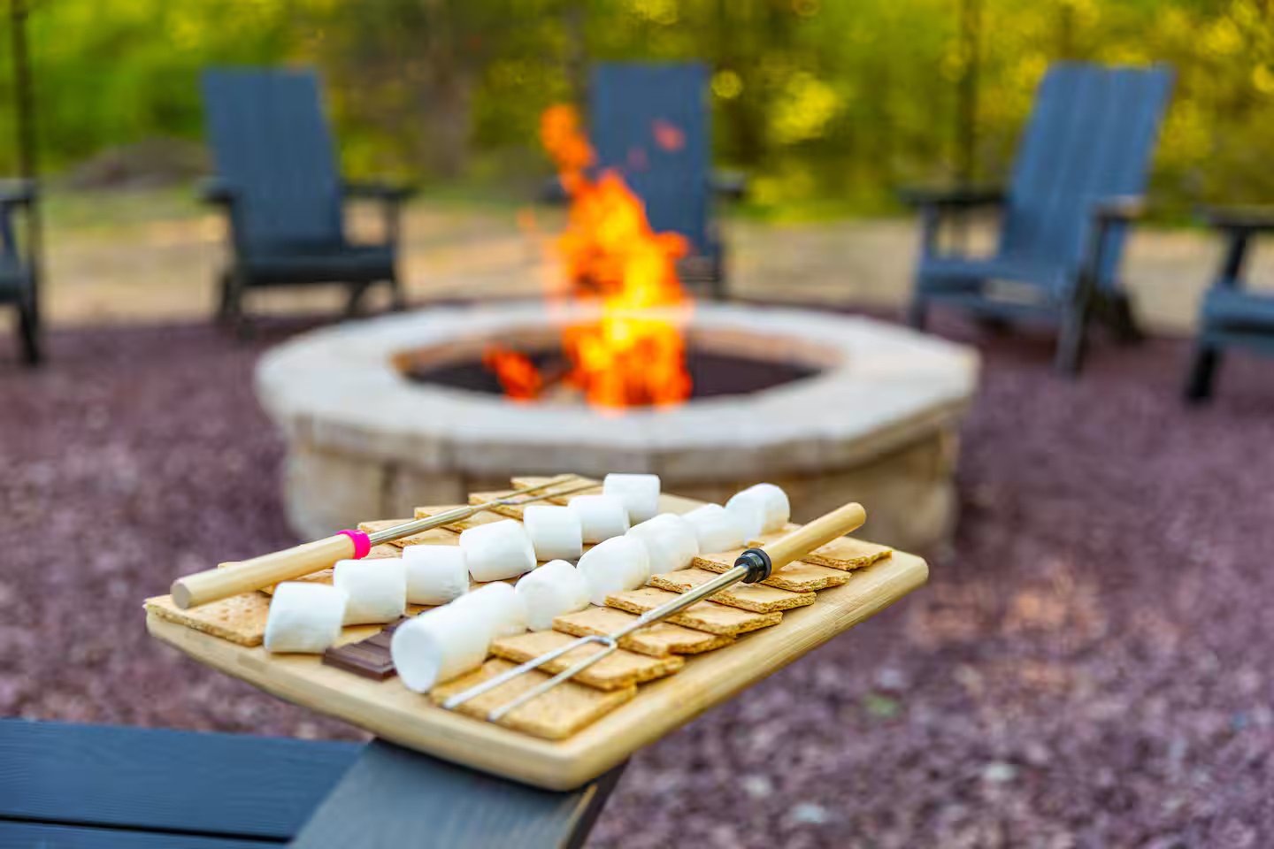 Escape to adventure at Shanty Creek! Enjoy tubing, snowshoeing, cross-country skiing, fat-tire biking, snowmobiling & more—all just steps from your cozy cabin retreat. Perfect for families & thrill-seekers. Book your winter wonderland getaway now!
Re