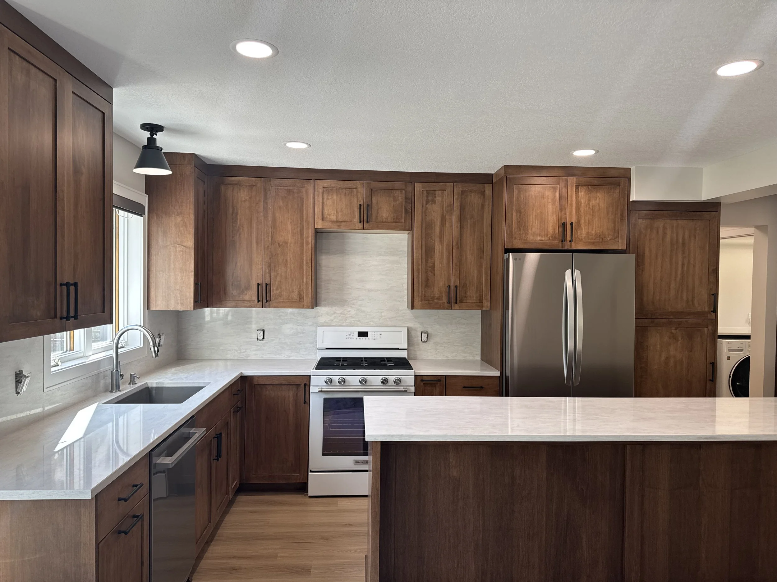 Kitchen/Laundry/Entry