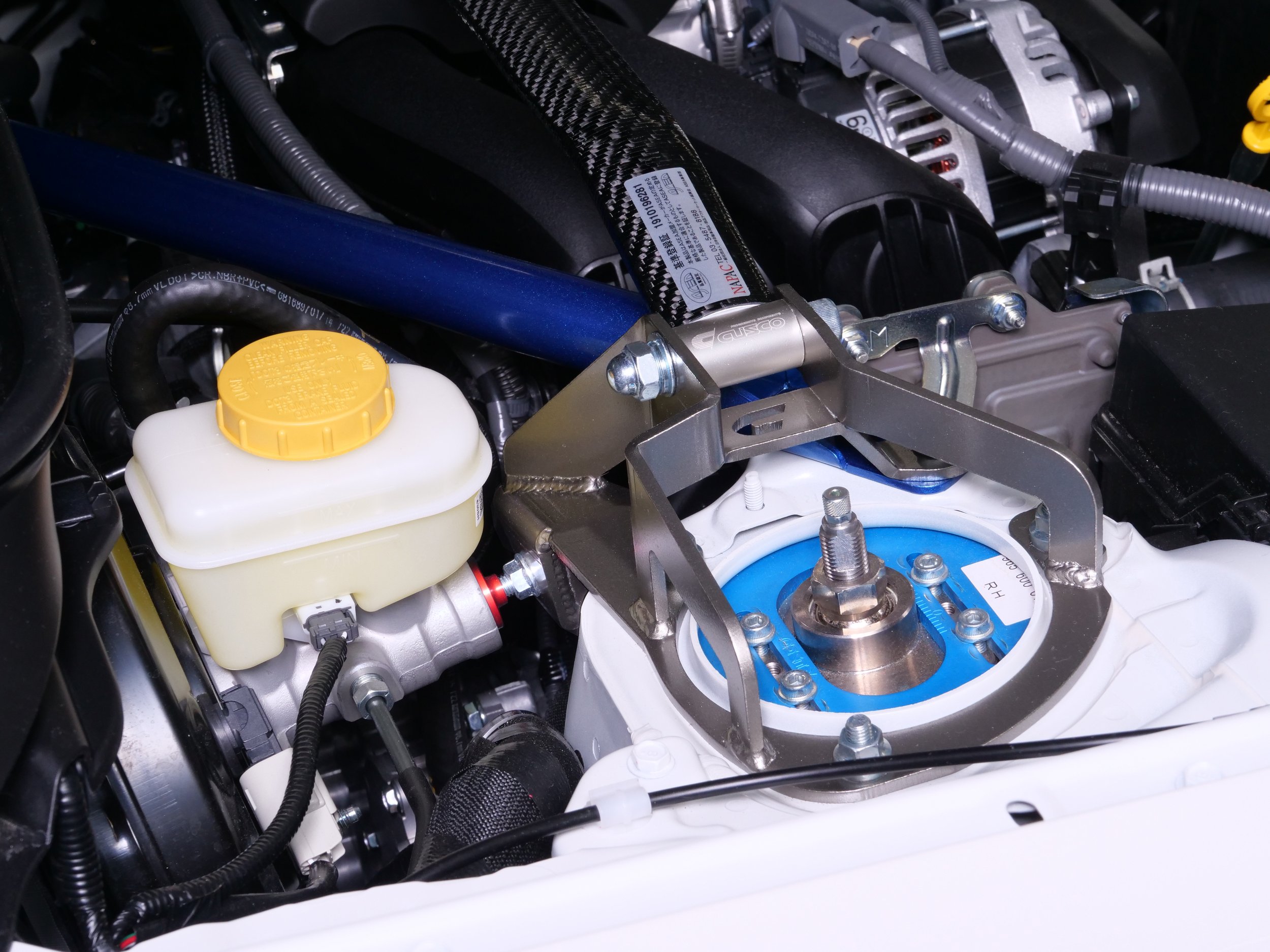 CUSCO Front Strut Bar Type ALC OS with BCS (ZN8/ZD8) - Amston Garage