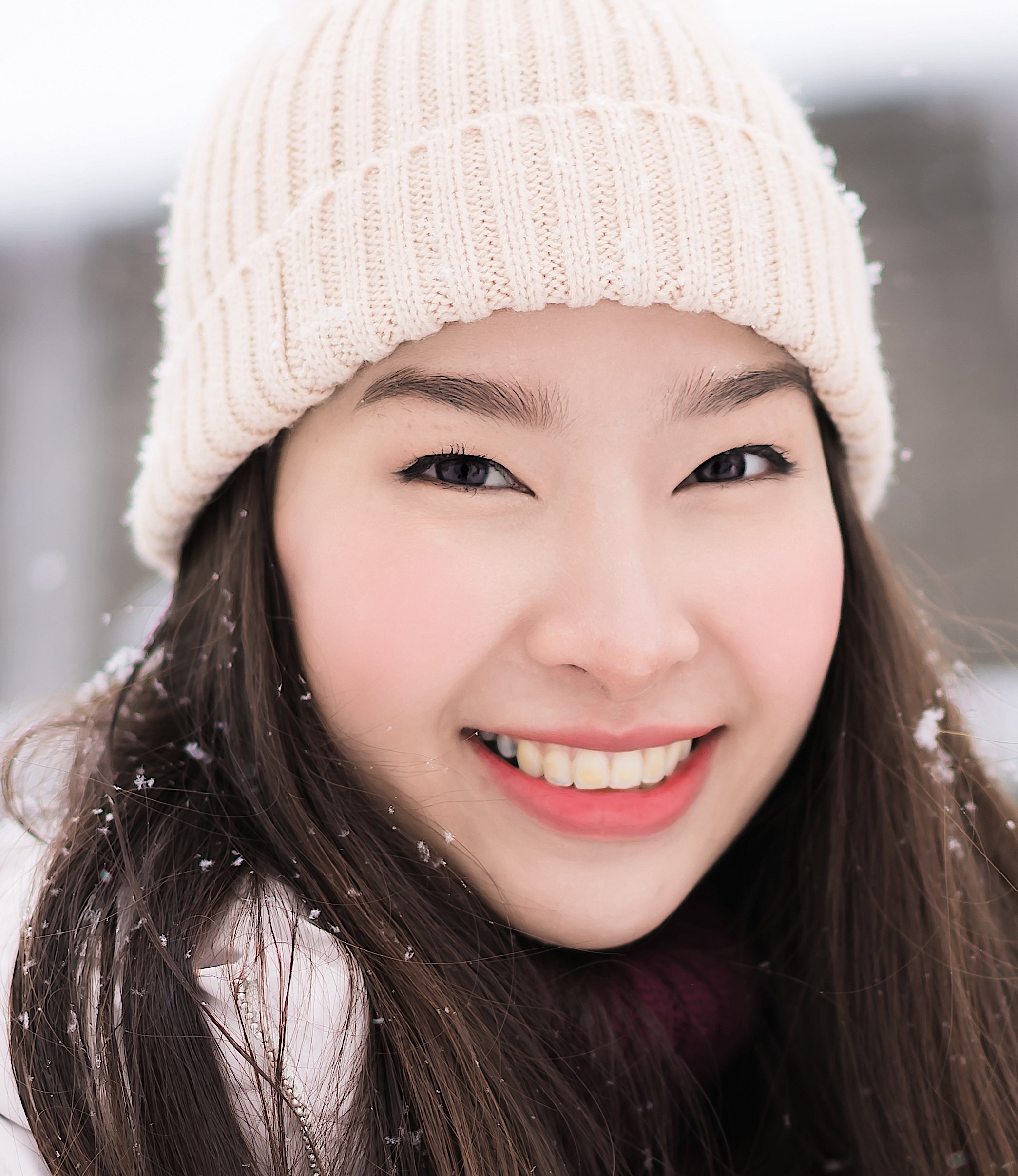 single asian woman in Los Angeles