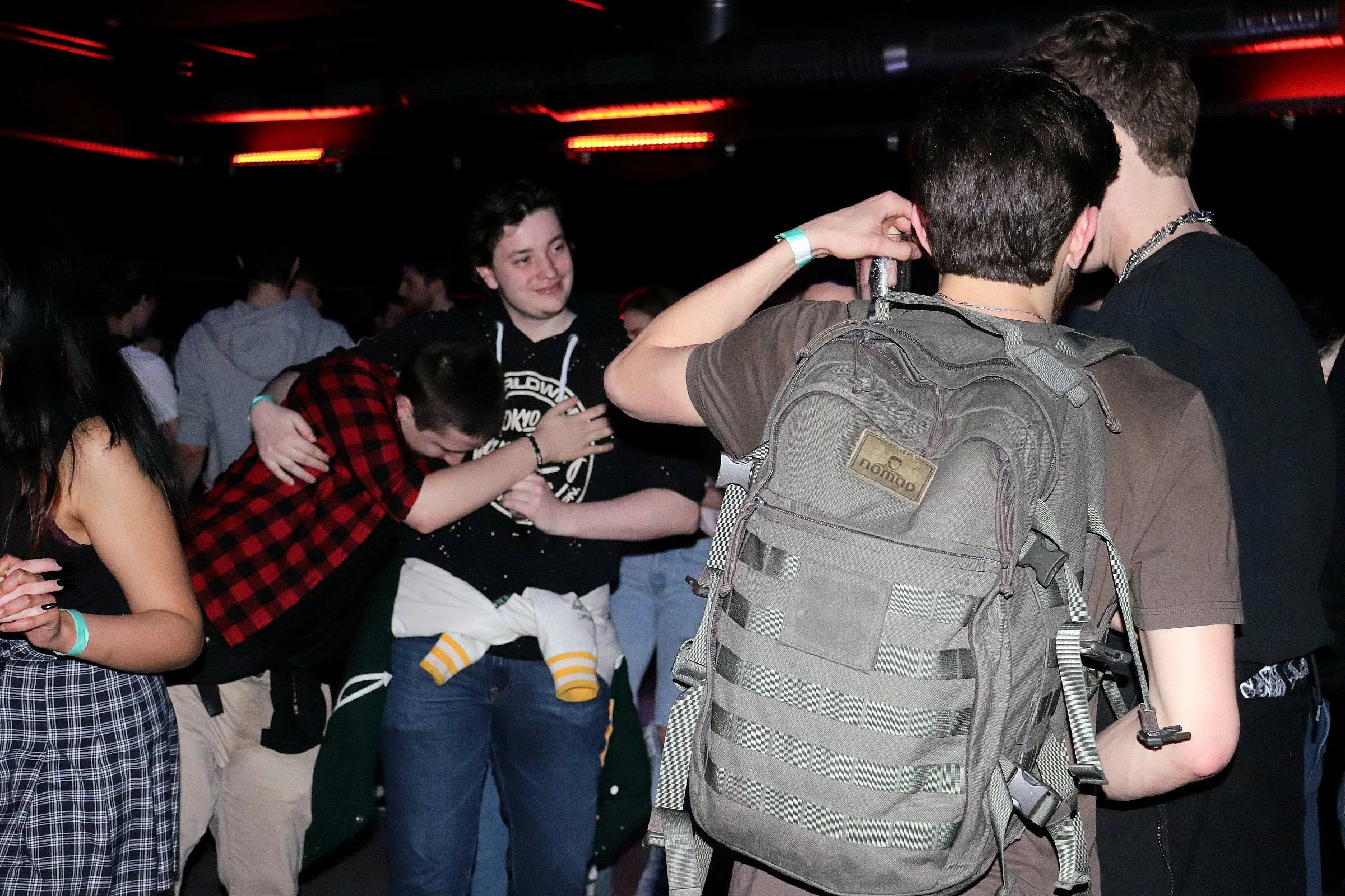 throw-it-back - 67.jpeg