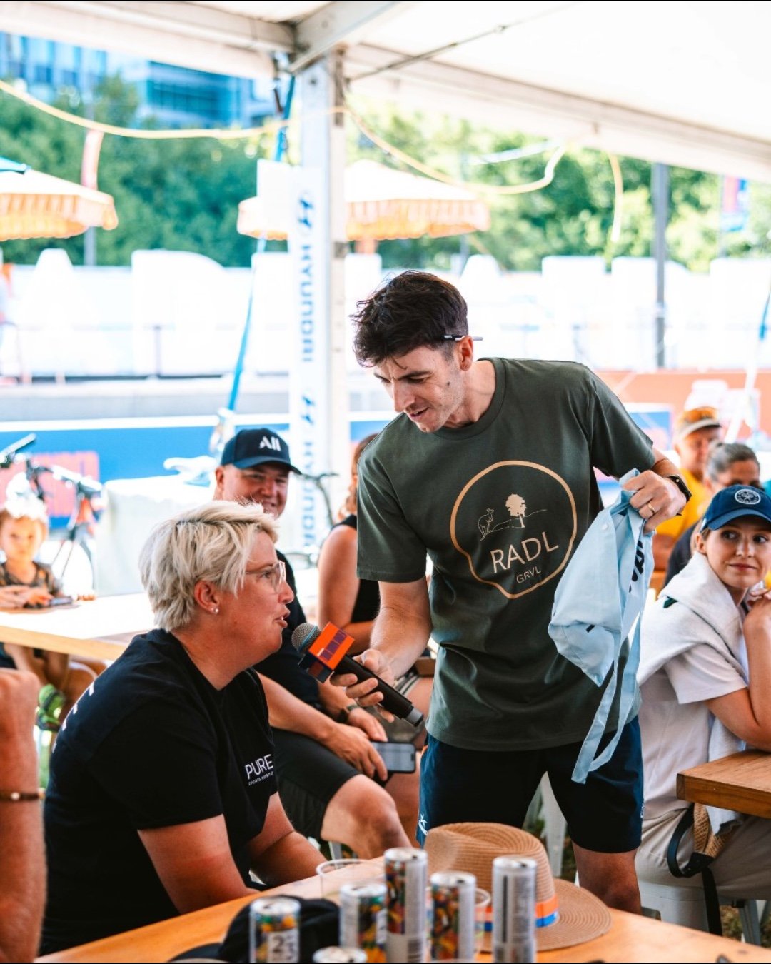 Ever wondered what it&rsquo;s like to be a gravel pro, flying across the world to race the toughest parcours, putting incredible bikes and components to the test? 🤔

Here&rsquo;s your chance to find out!

Our Pro Panel will be BACK in the @tourdownu