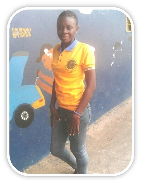 Meet Marron Zor, Computer Student