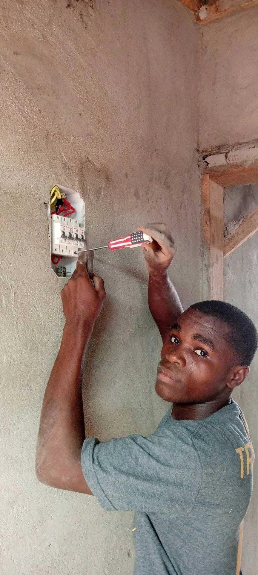 Electrician Students 12 06-21-25.jpg