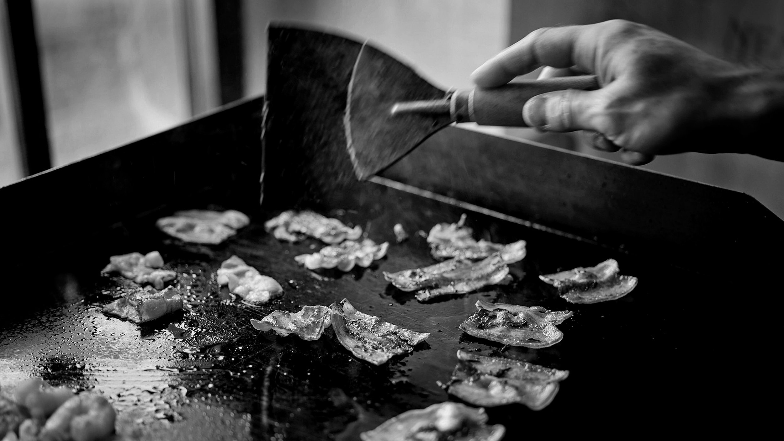 Catering_Food_01_Bacon_2560x1440 _ BW.jpg